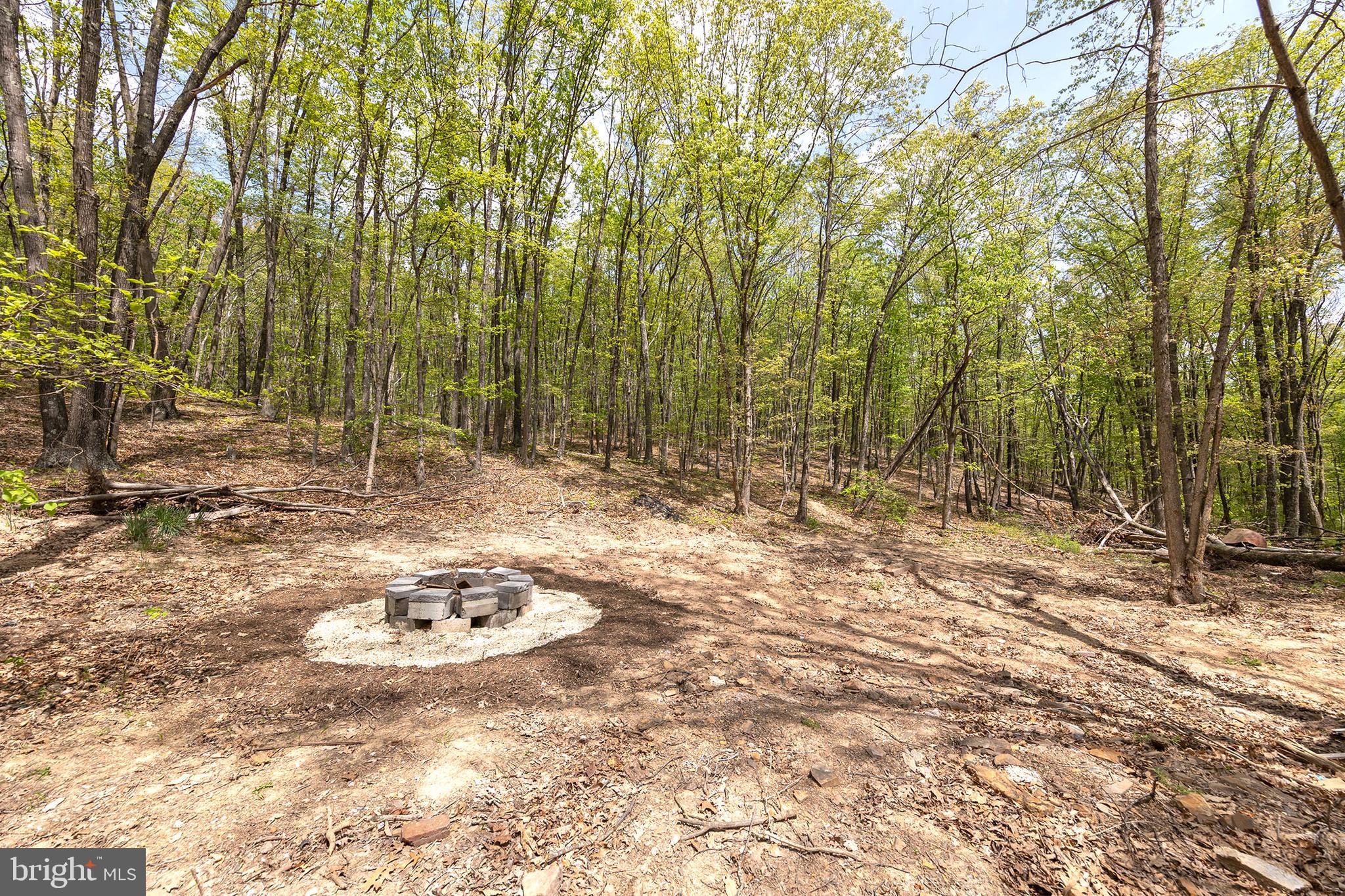 MOUNTAIN VIEW ESTATES - Residential