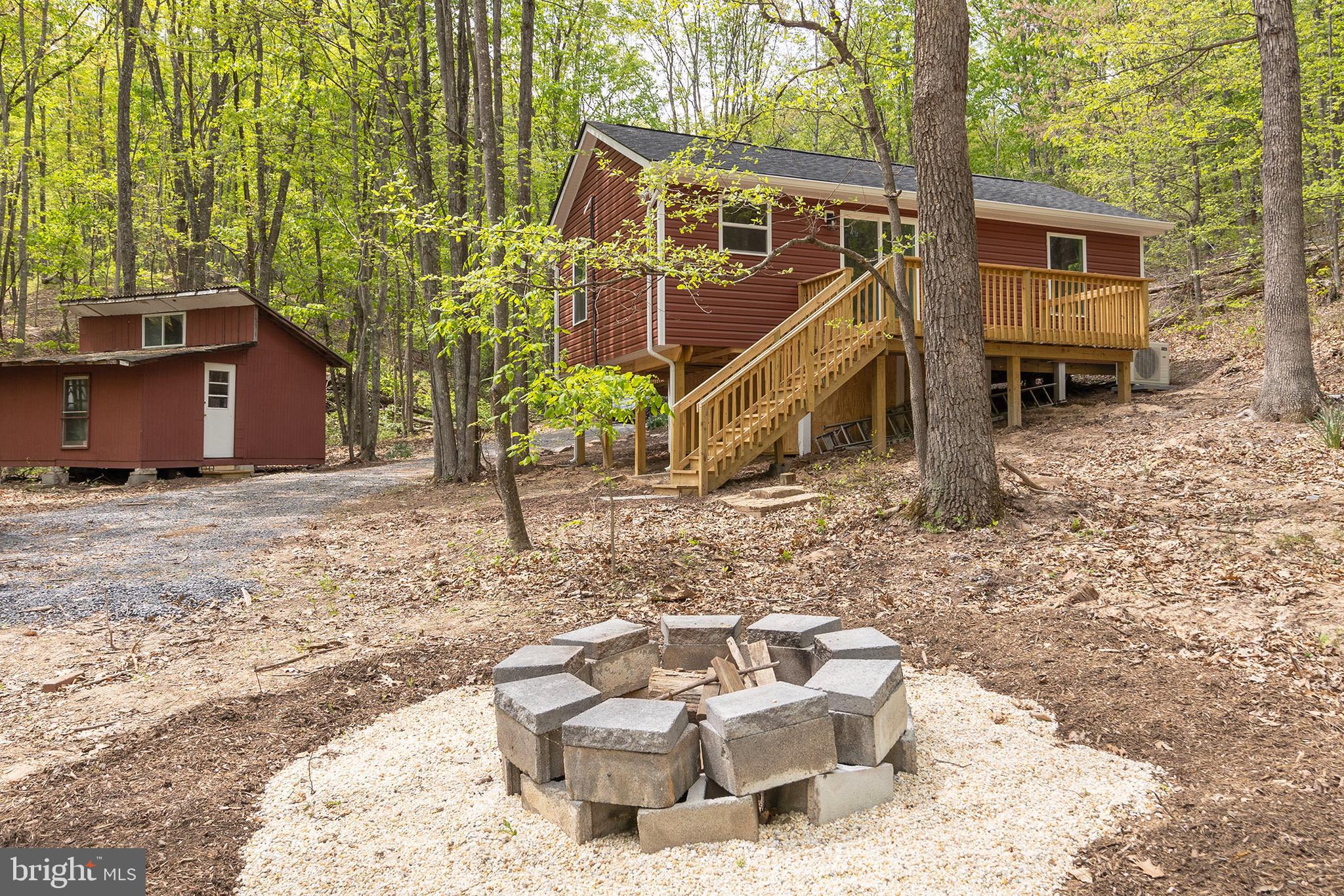 MOUNTAIN VIEW ESTATES - Residential