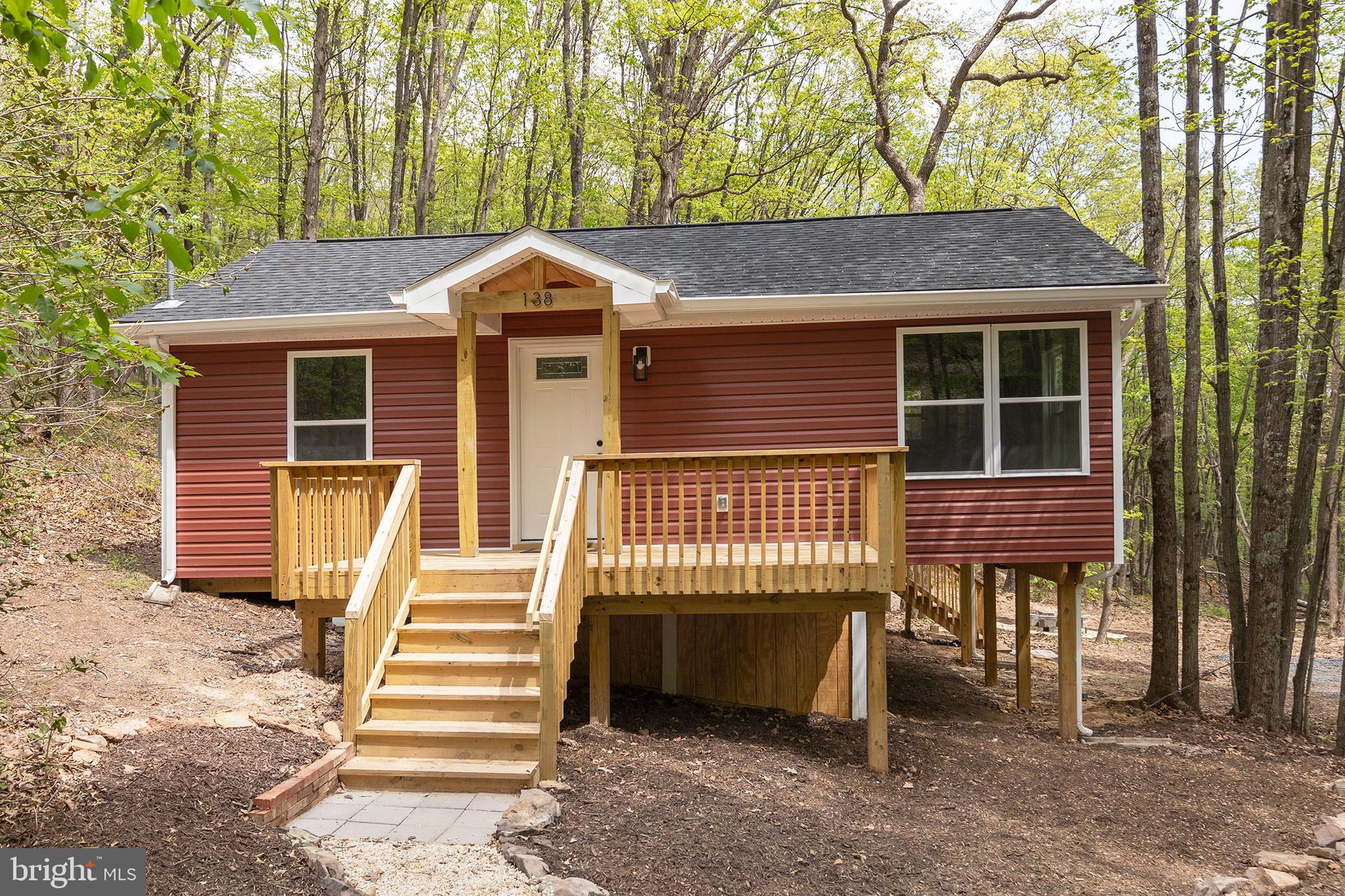 MOUNTAIN VIEW ESTATES - Residential