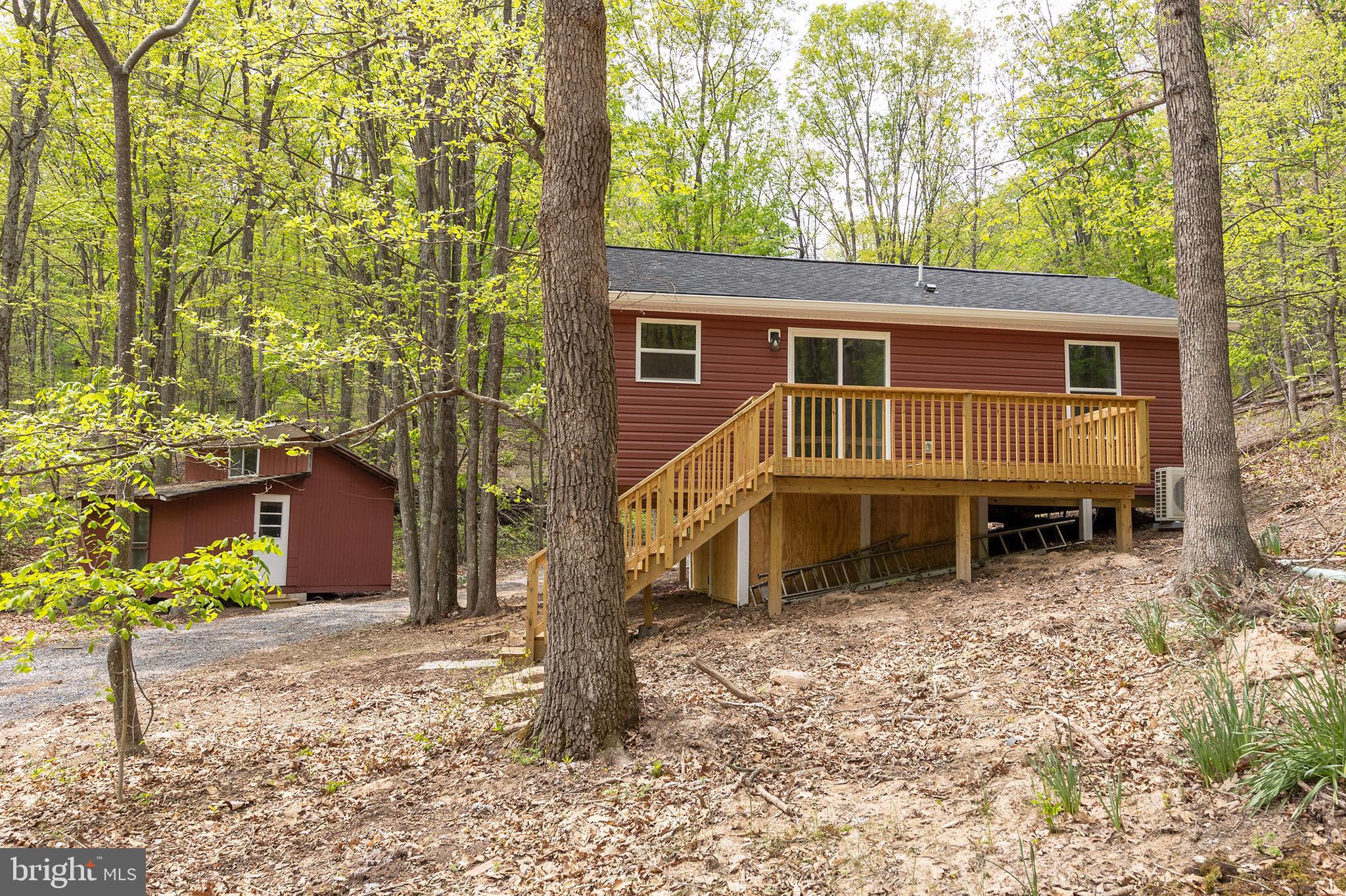 MOUNTAIN VIEW ESTATES - Residential