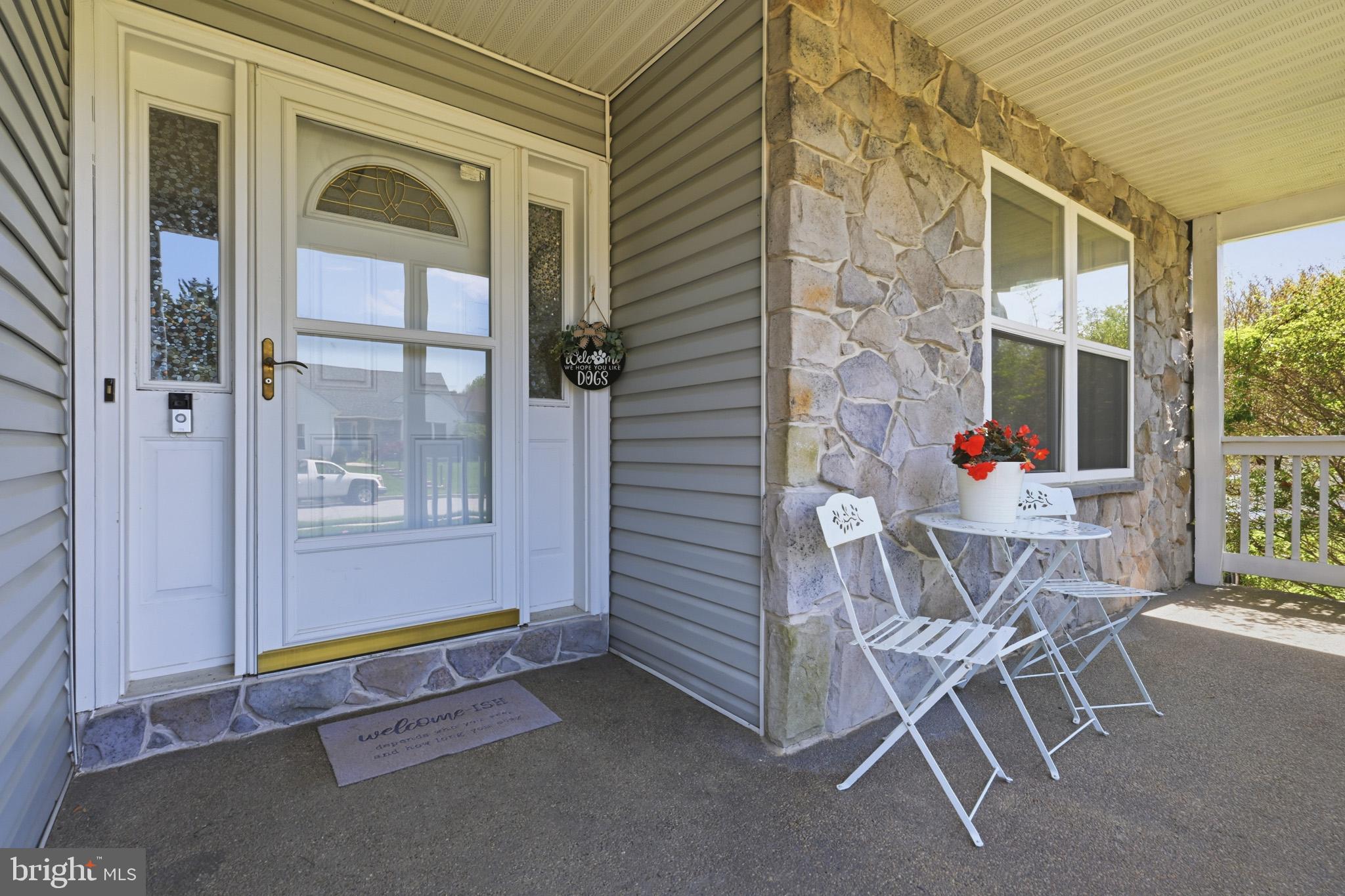 207 COBBLEFIELD COURT E