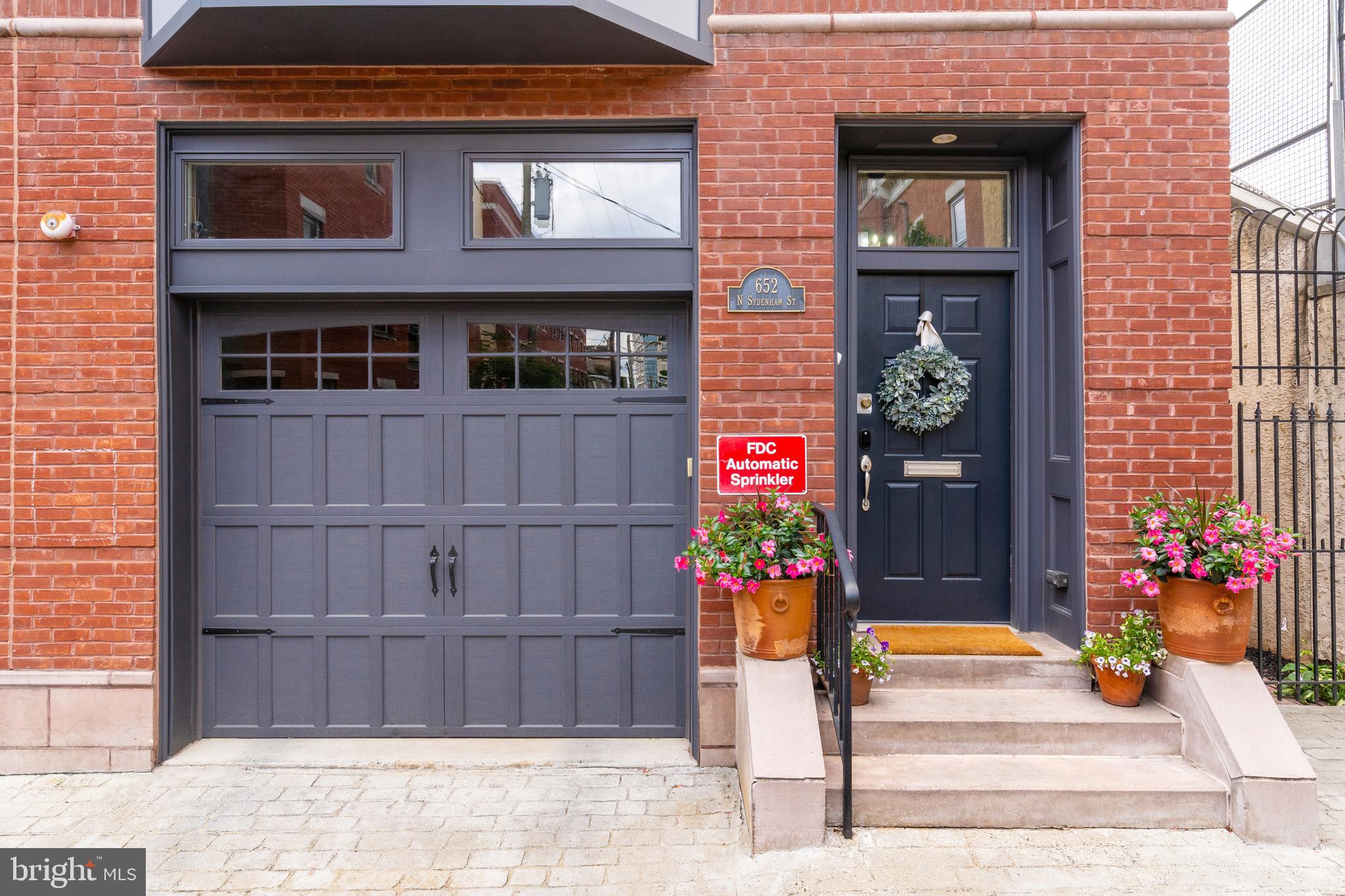 FAIRMOUNT - Residential