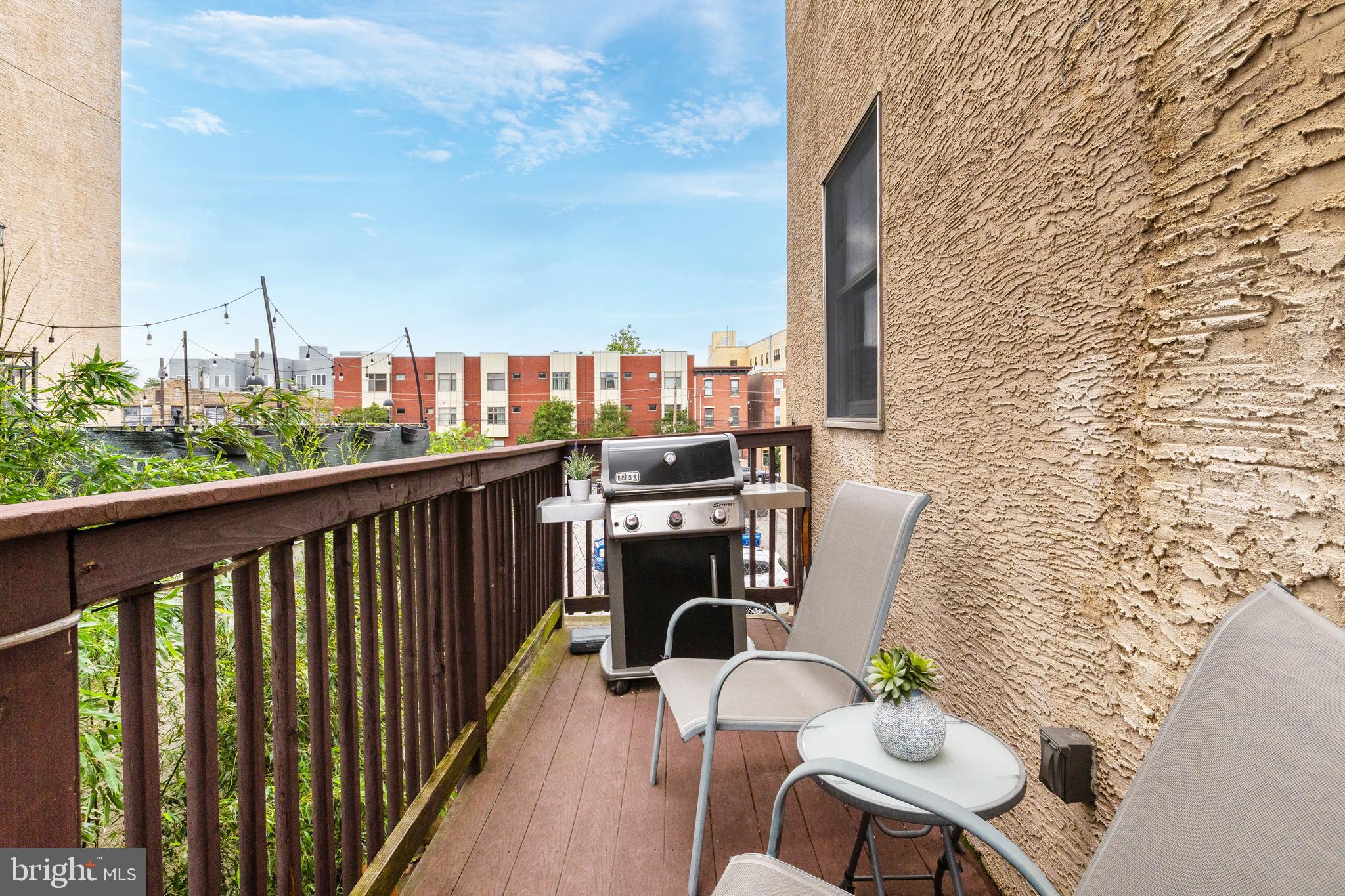 FAIRMOUNT - Residential