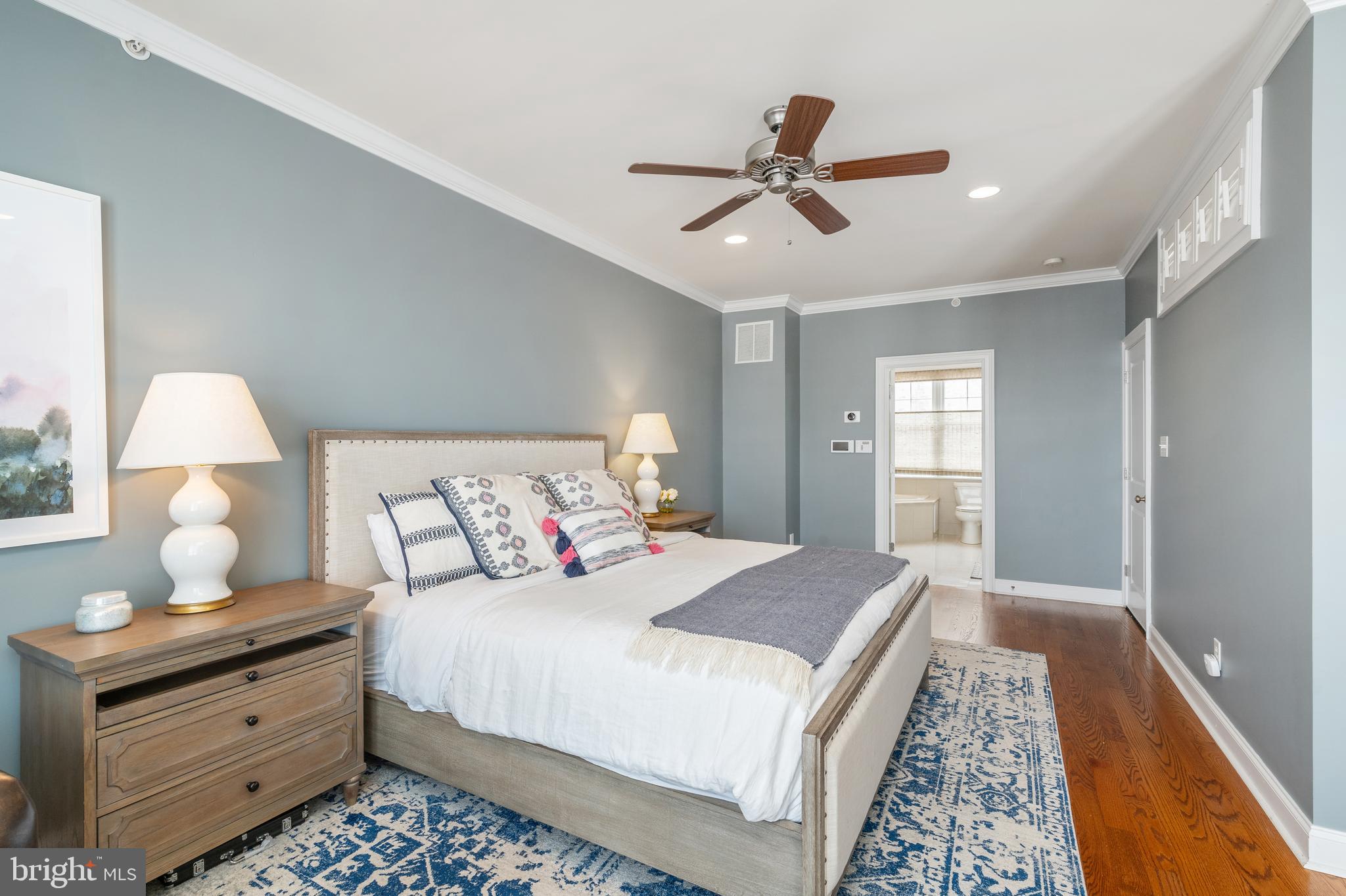 FAIRMOUNT - Residential