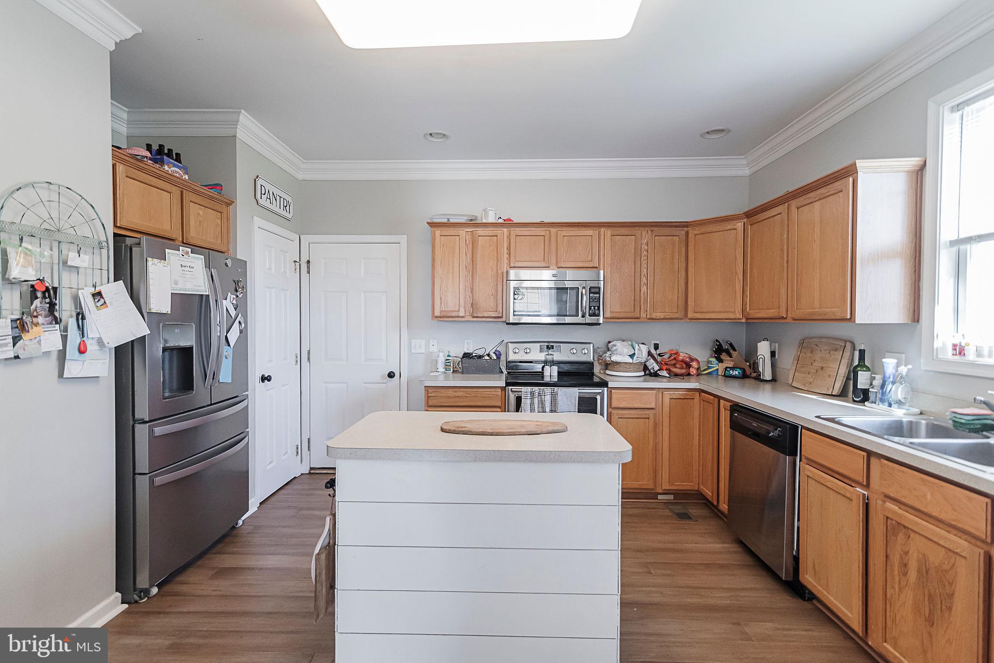 CRESTFIELD - Residential