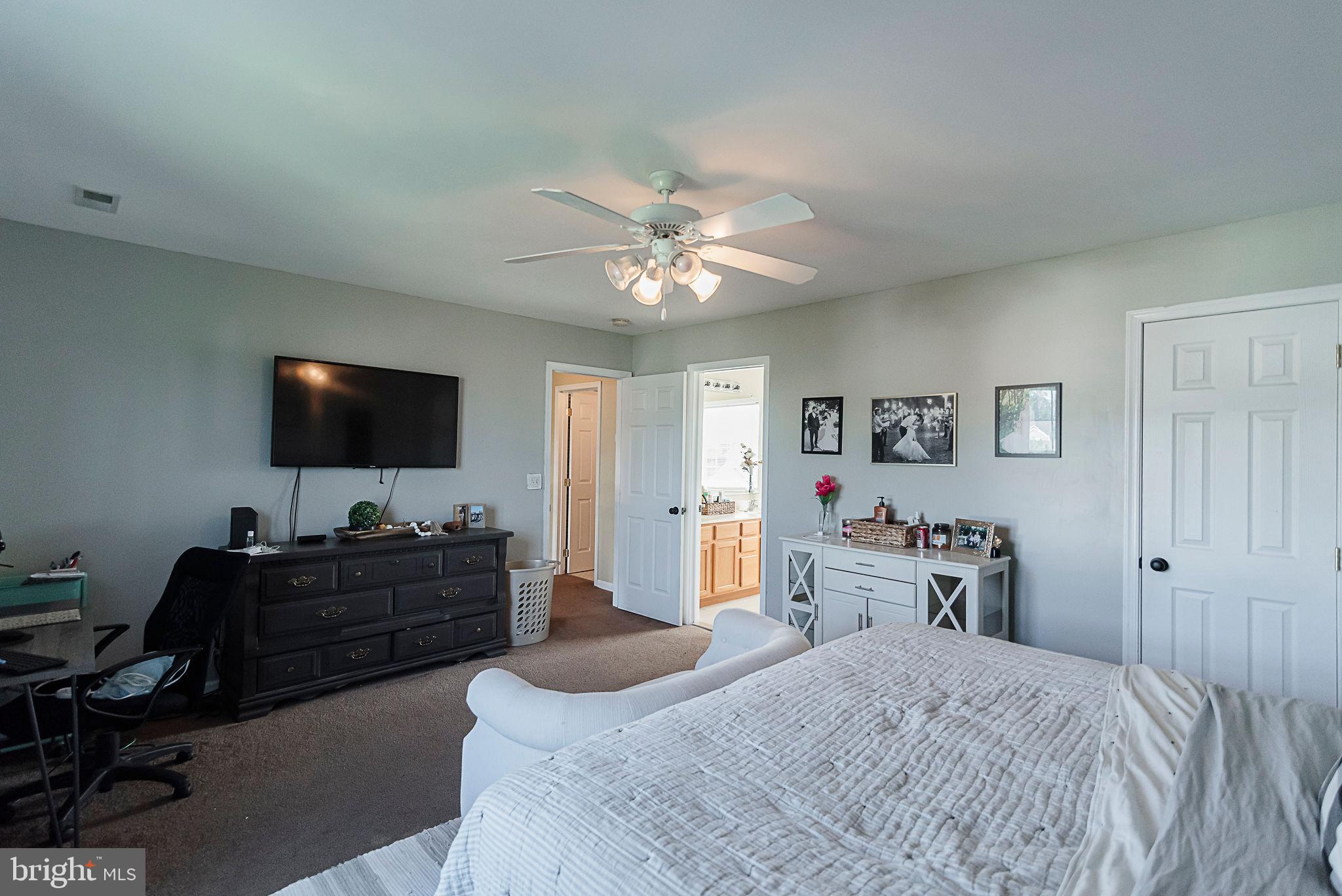 CRESTFIELD - Residential