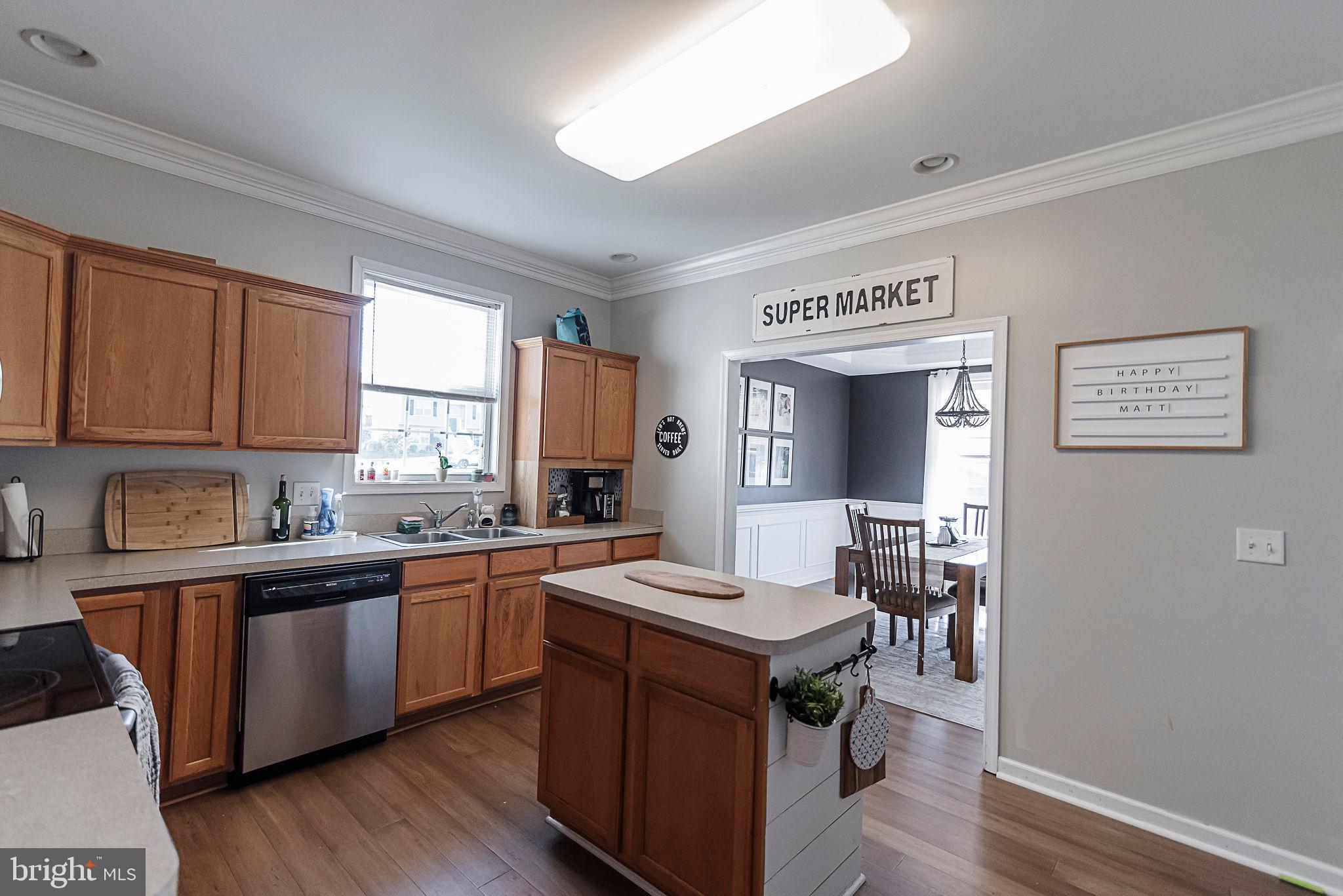 CRESTFIELD - Residential