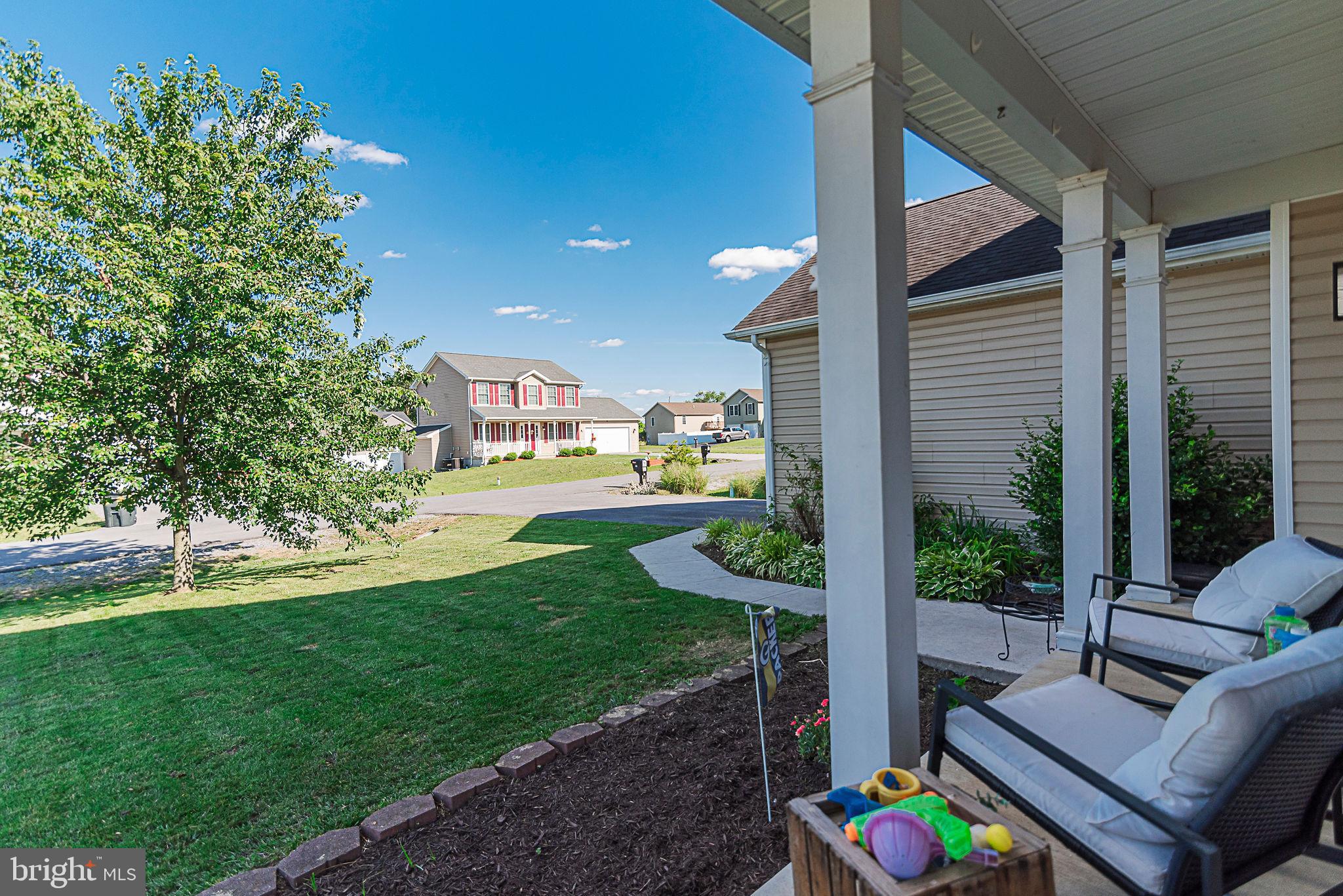 CRESTFIELD - Residential