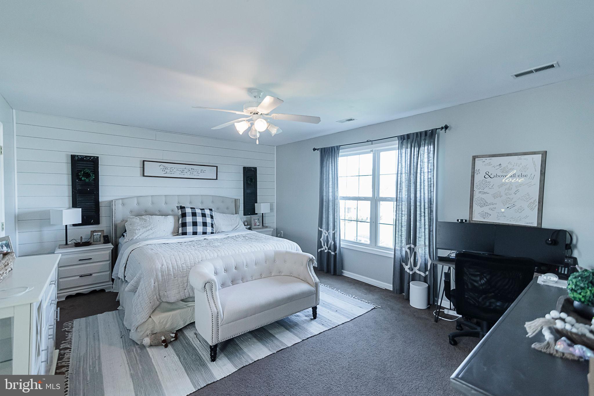 CRESTFIELD - Residential