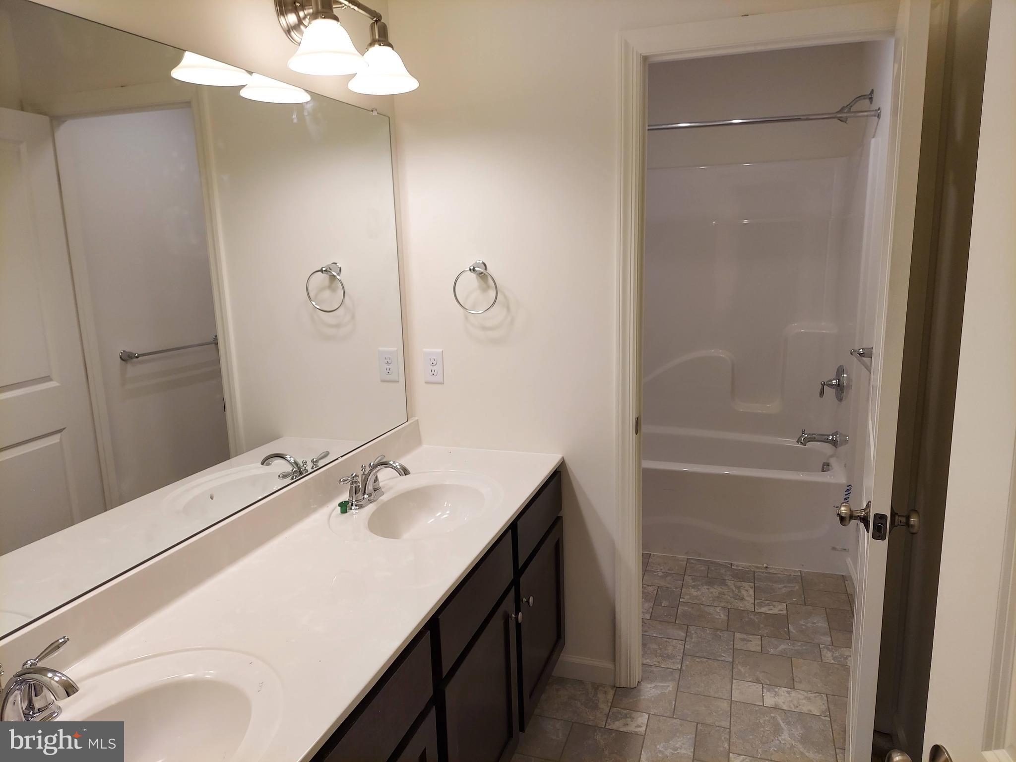 EAGLES VIEW - Residential