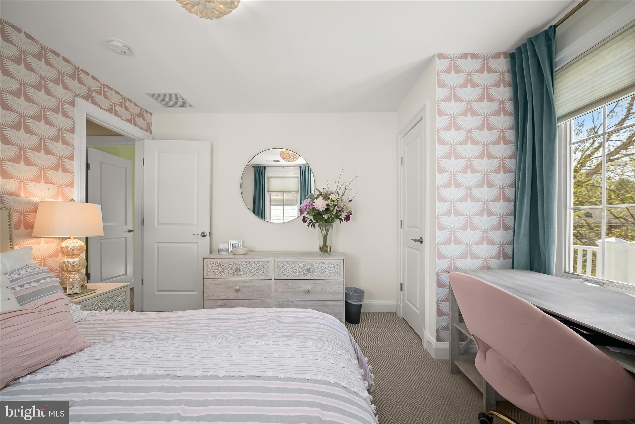 BRADLEY HILLS - Residential