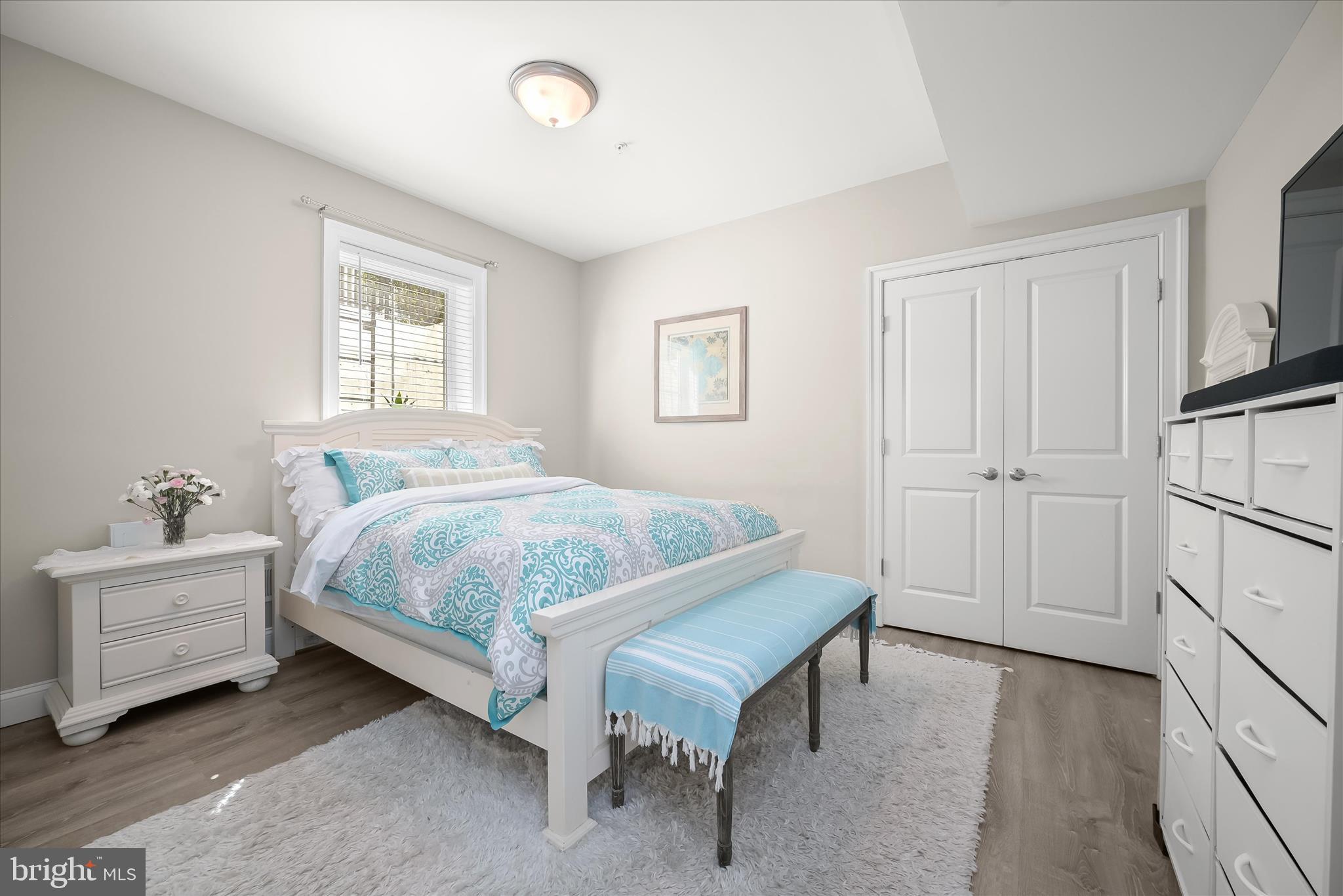 BRADLEY HILLS - Residential