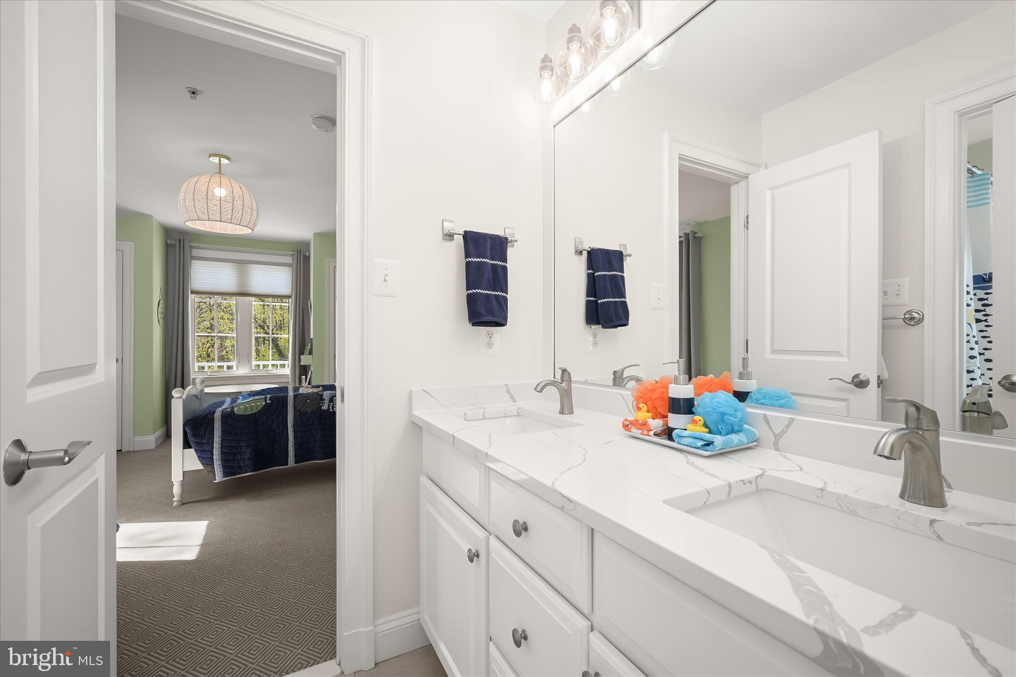 BRADLEY HILLS - Residential