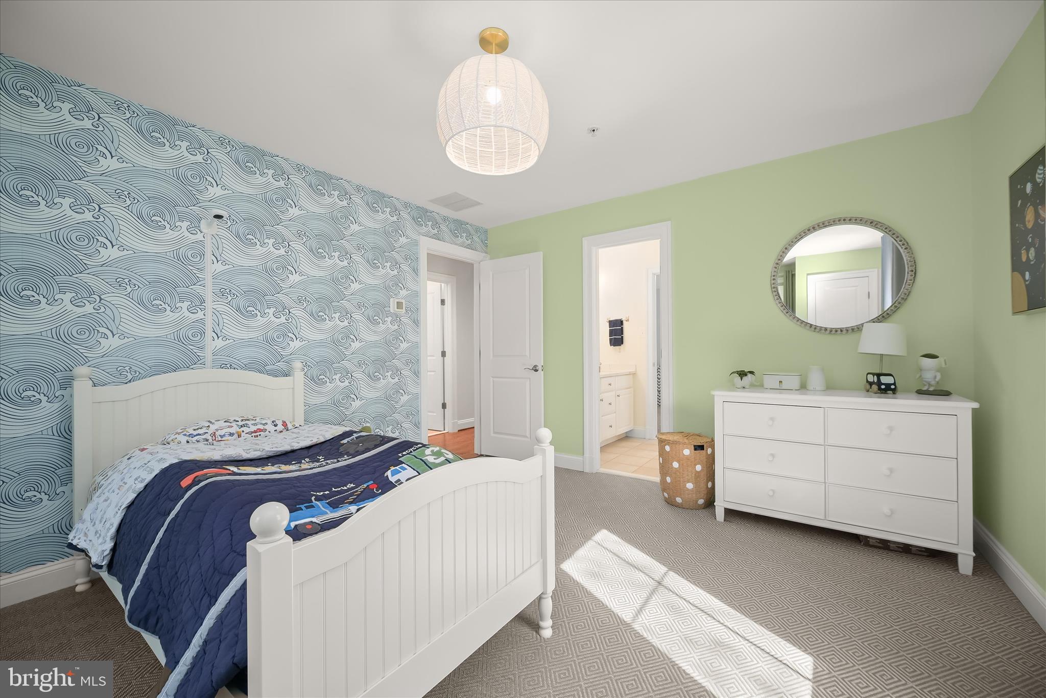 BRADLEY HILLS - Residential