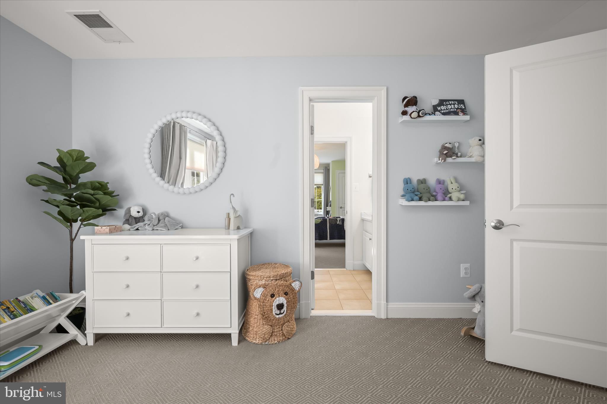 BRADLEY HILLS - Residential