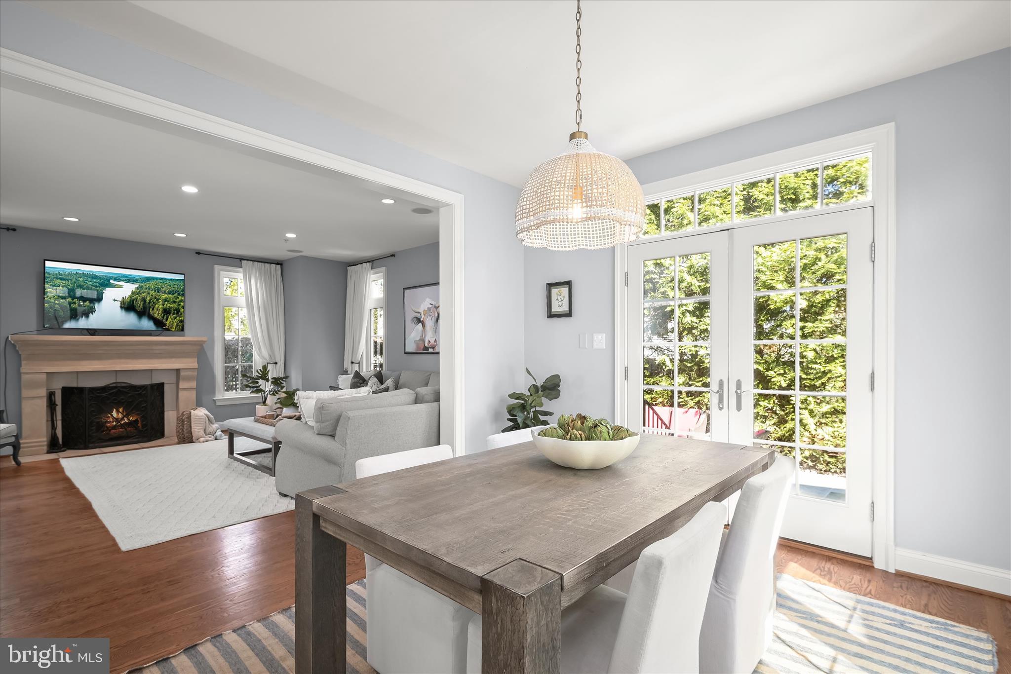 BRADLEY HILLS - Residential