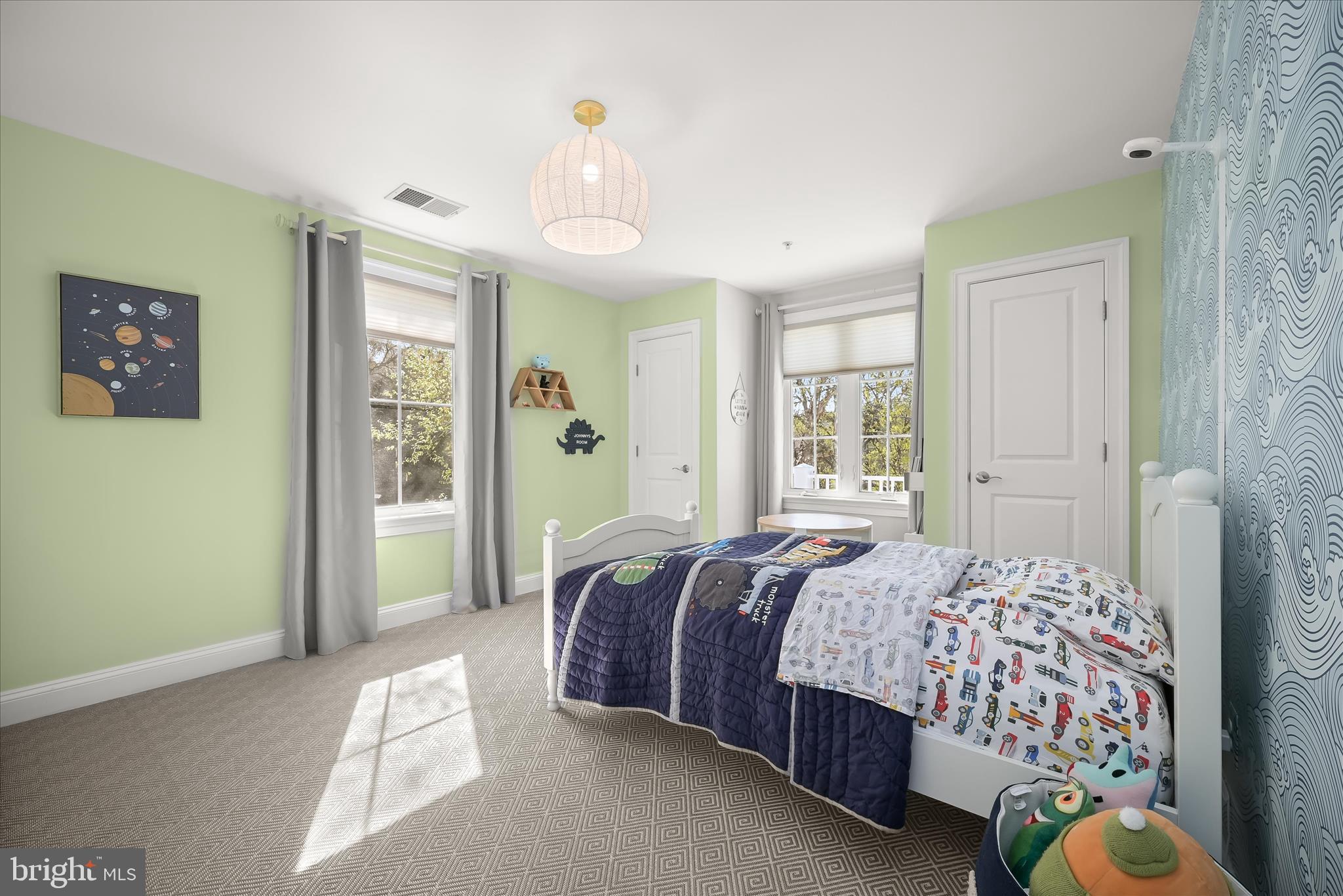 BRADLEY HILLS - Residential