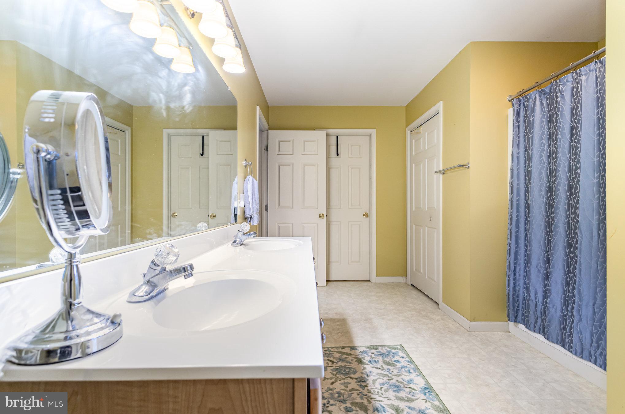 HICKORY HEIGHTS - Residential