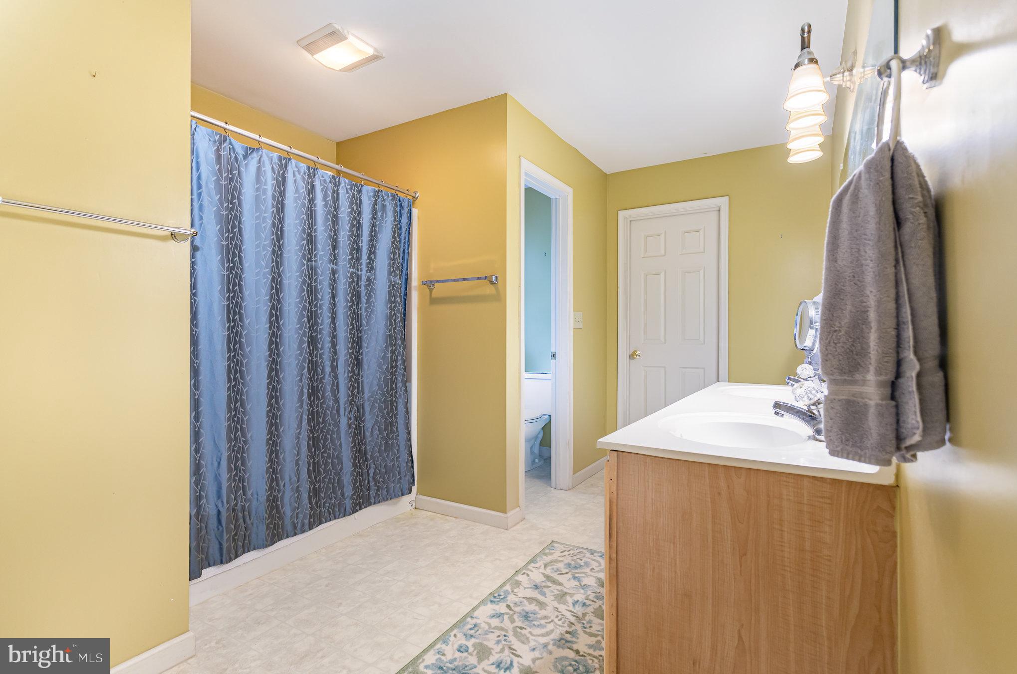 HICKORY HEIGHTS - Residential