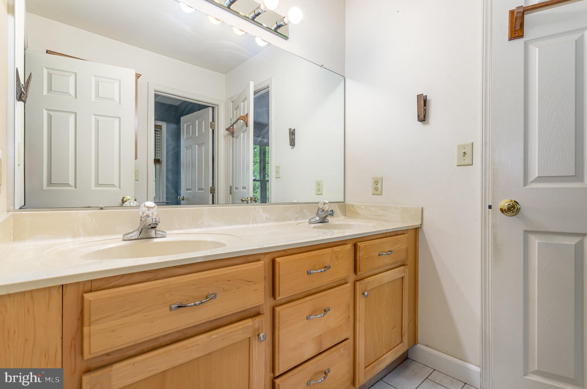 HICKORY HEIGHTS - Residential