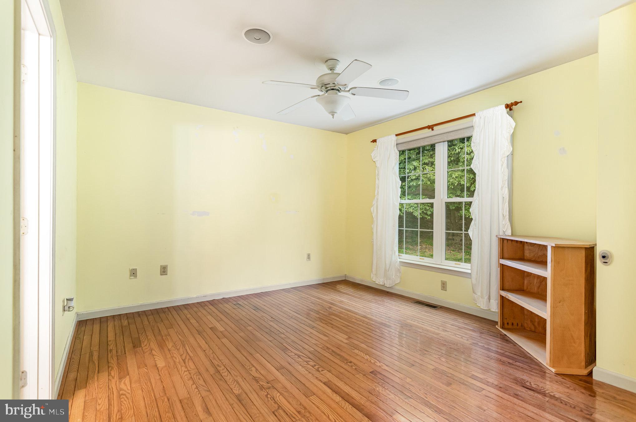 HICKORY HEIGHTS - Residential