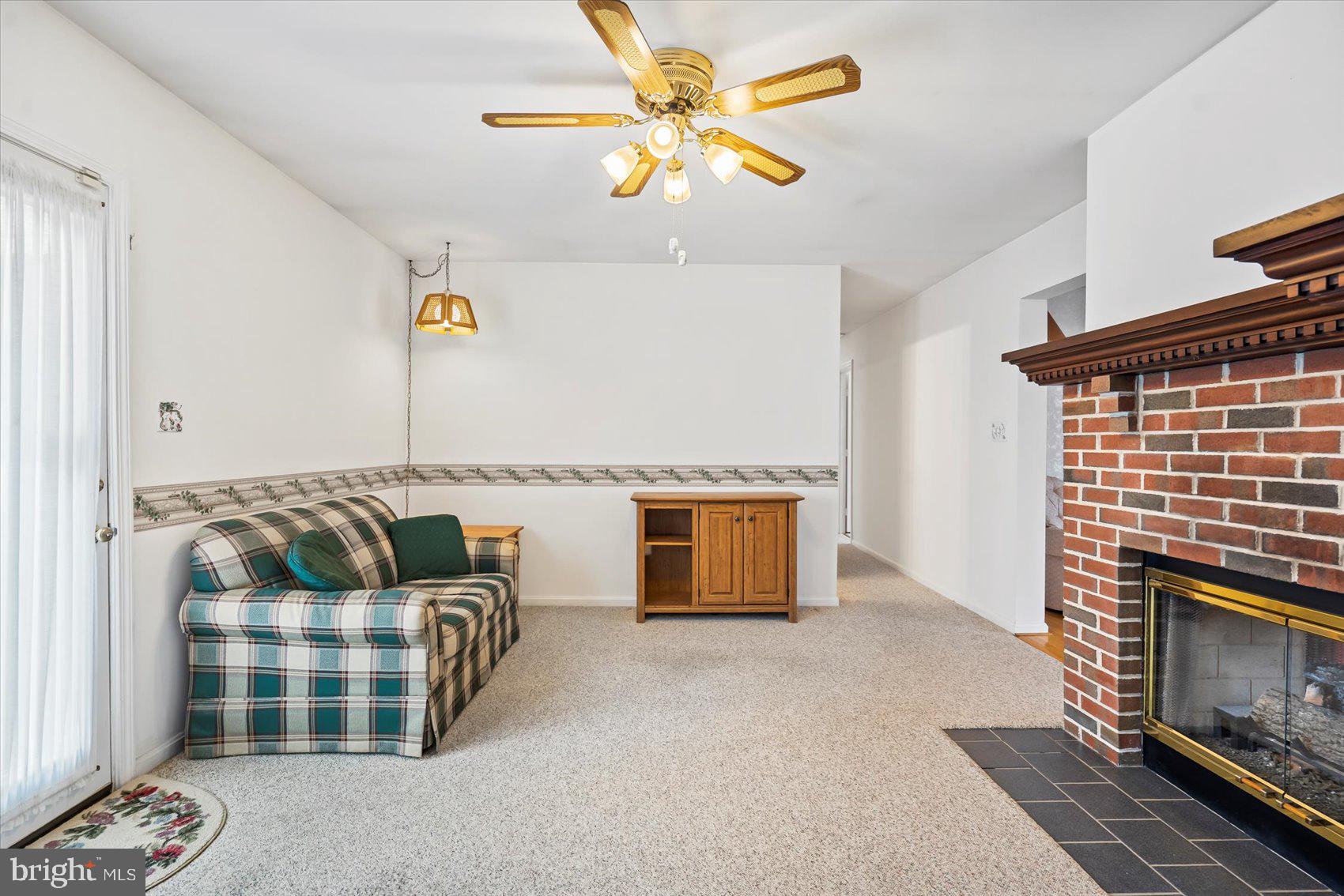 PERRY HALL - Residential