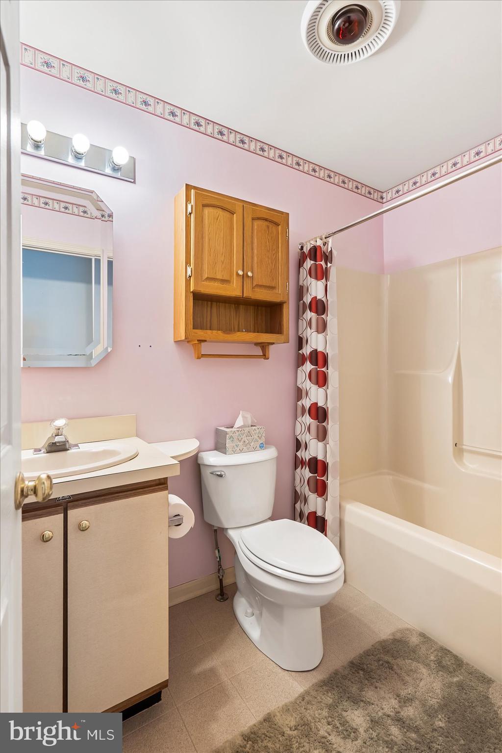 PERRY HALL - Residential