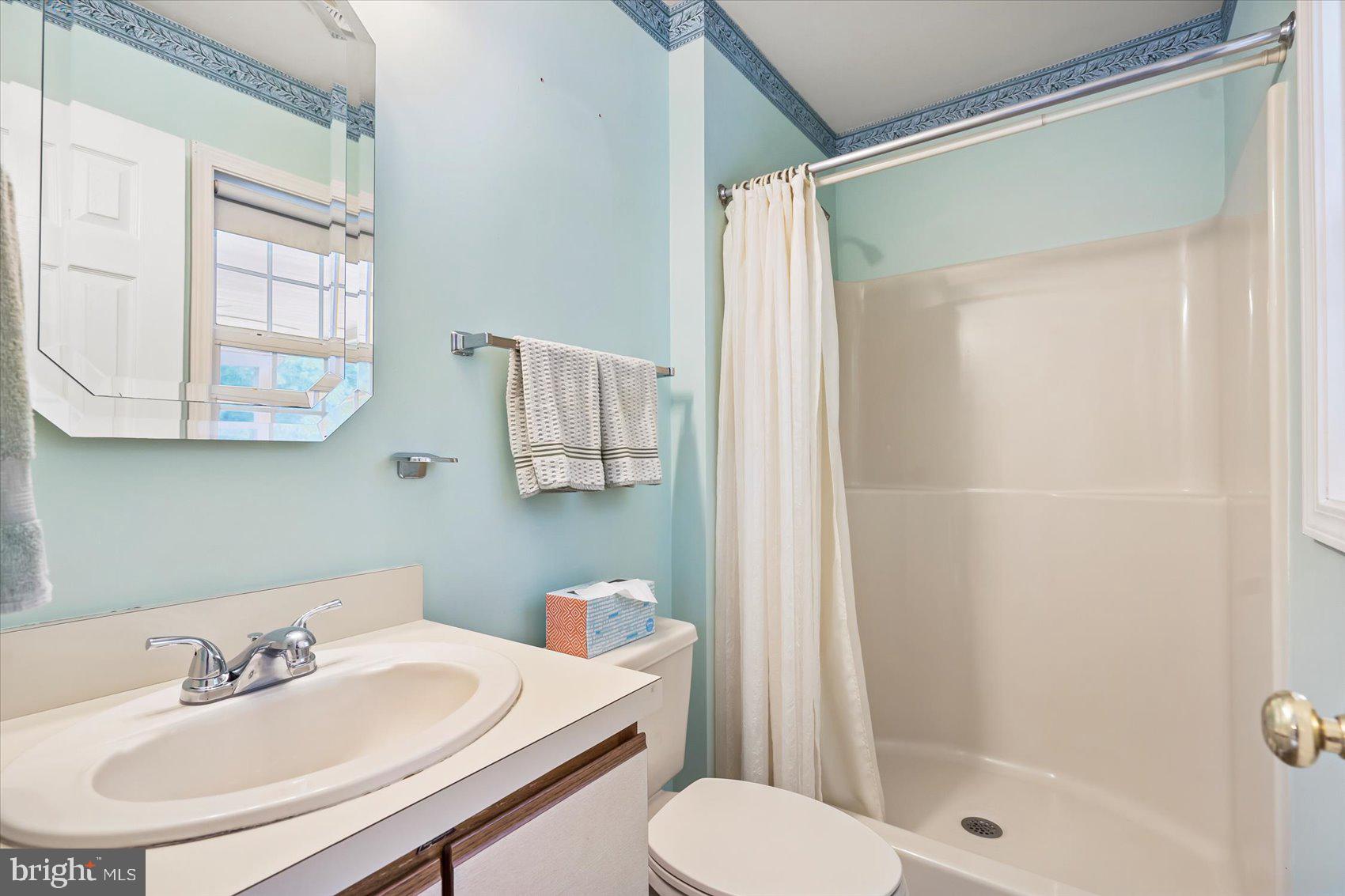 PERRY HALL - Residential