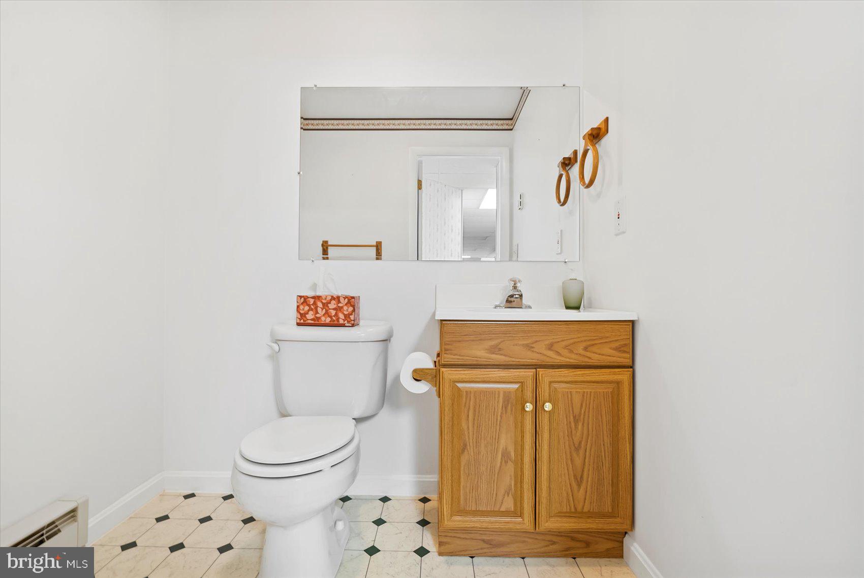 PERRY HALL - Residential