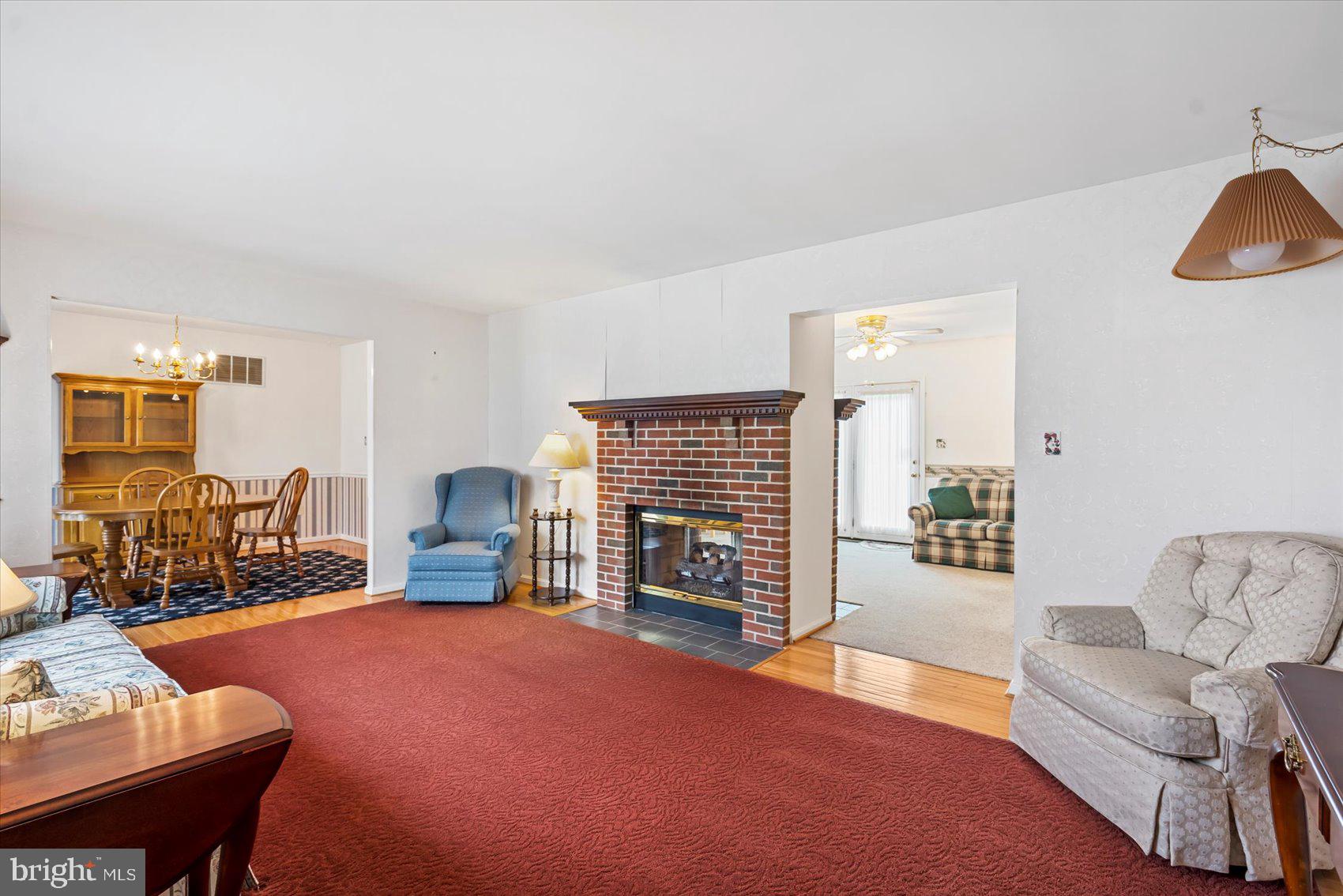 PERRY HALL - Residential