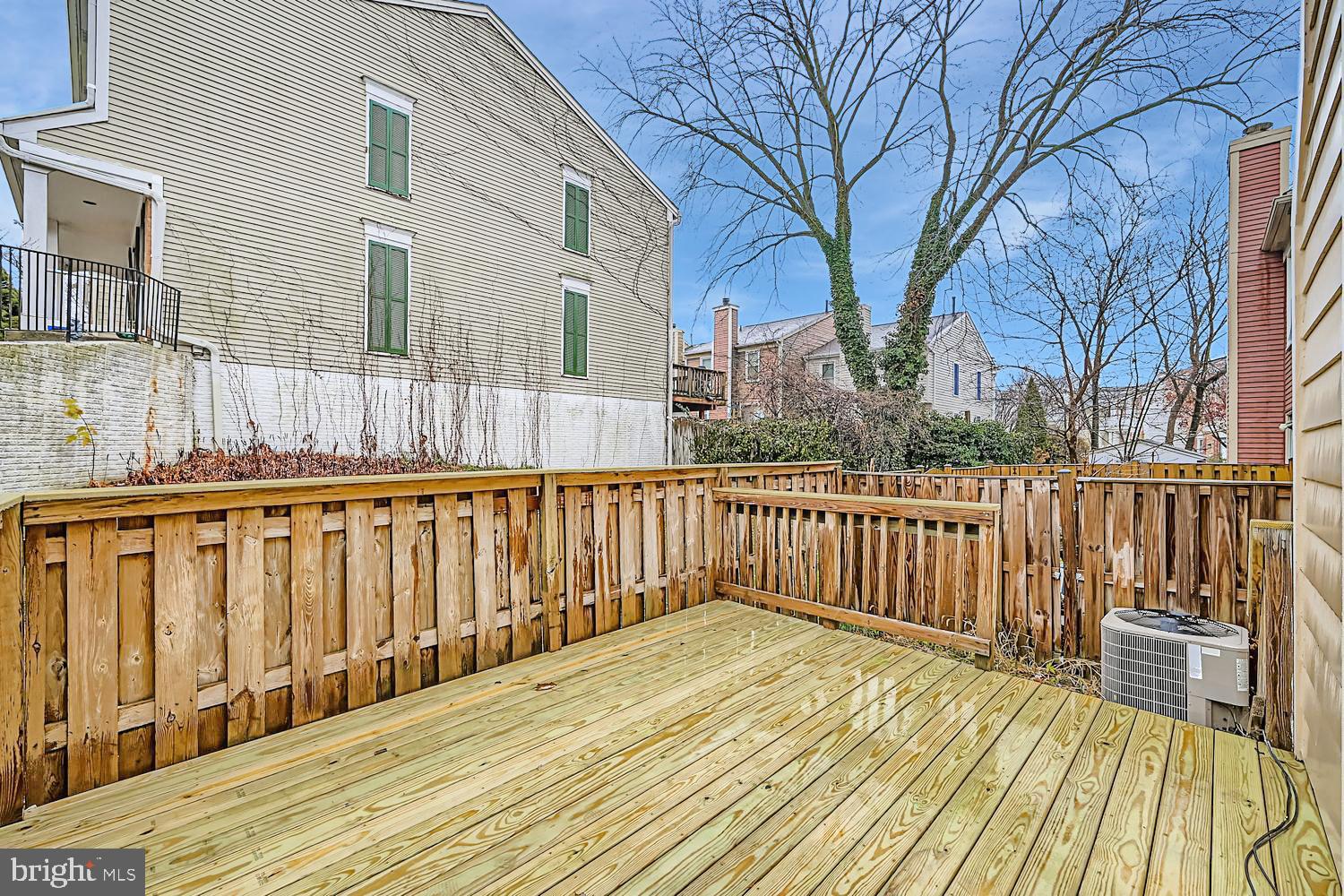 CHURCHILL TOWN SECTOR - Residential