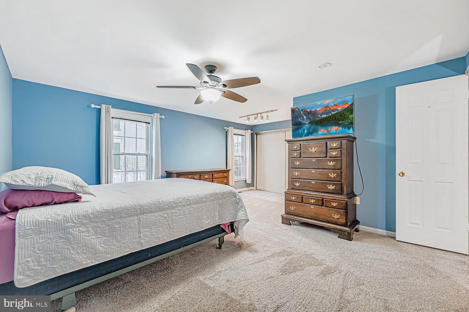 CHURCHILL TOWN SECTOR - Residential