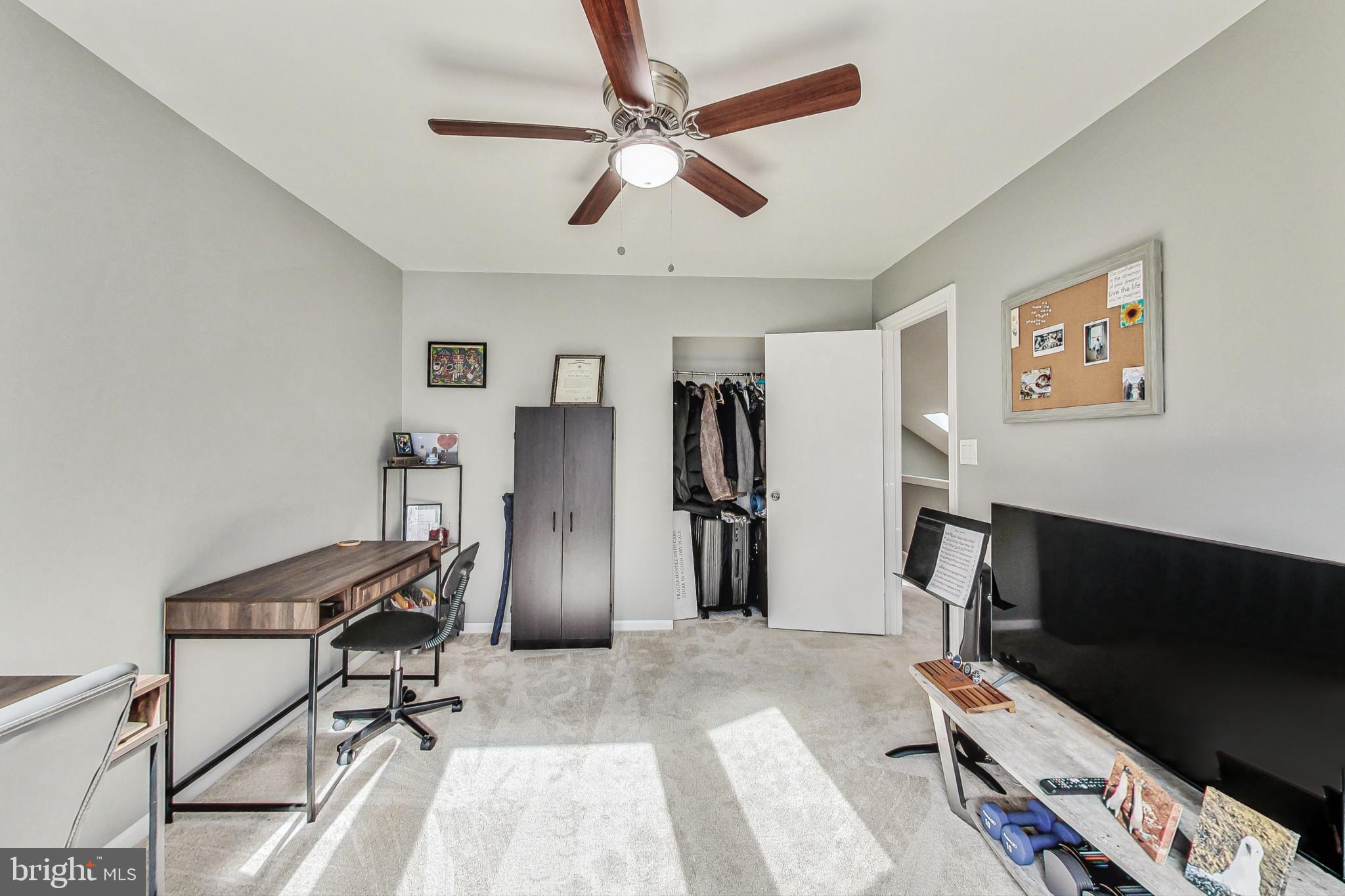 CHURCHILL TOWN SECTOR - Residential