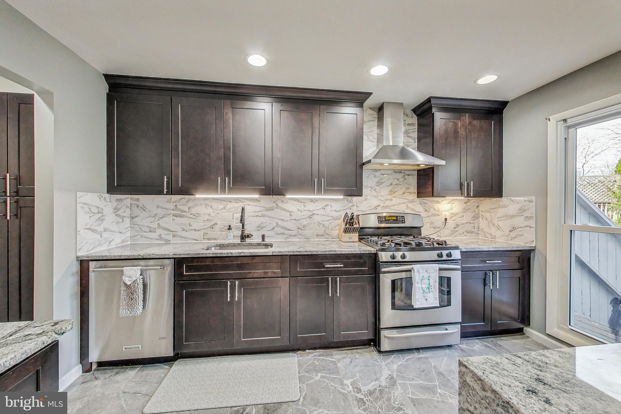 CHURCHILL TOWN SECTOR - Residential