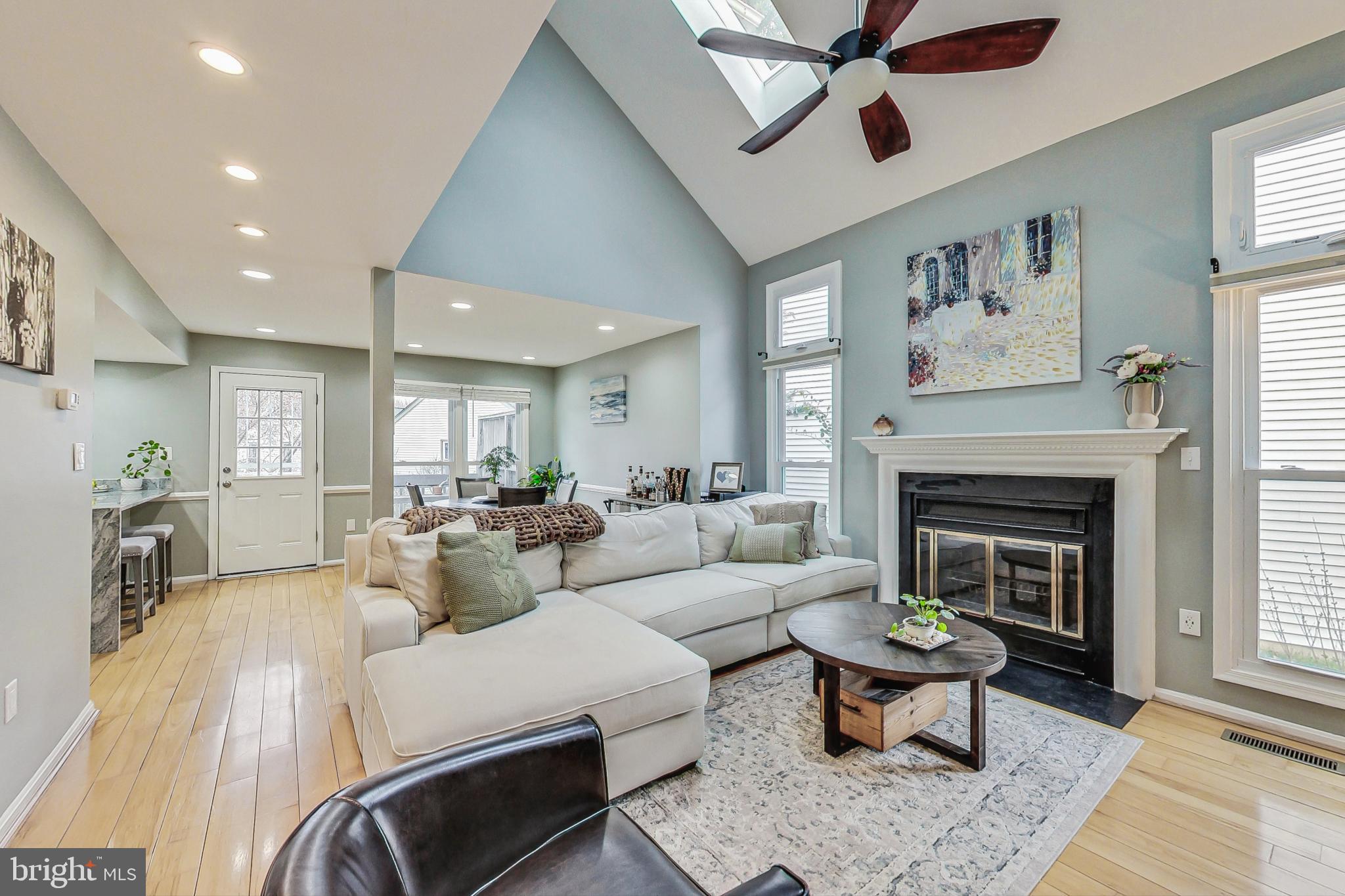 CHURCHILL TOWN SECTOR - Residential