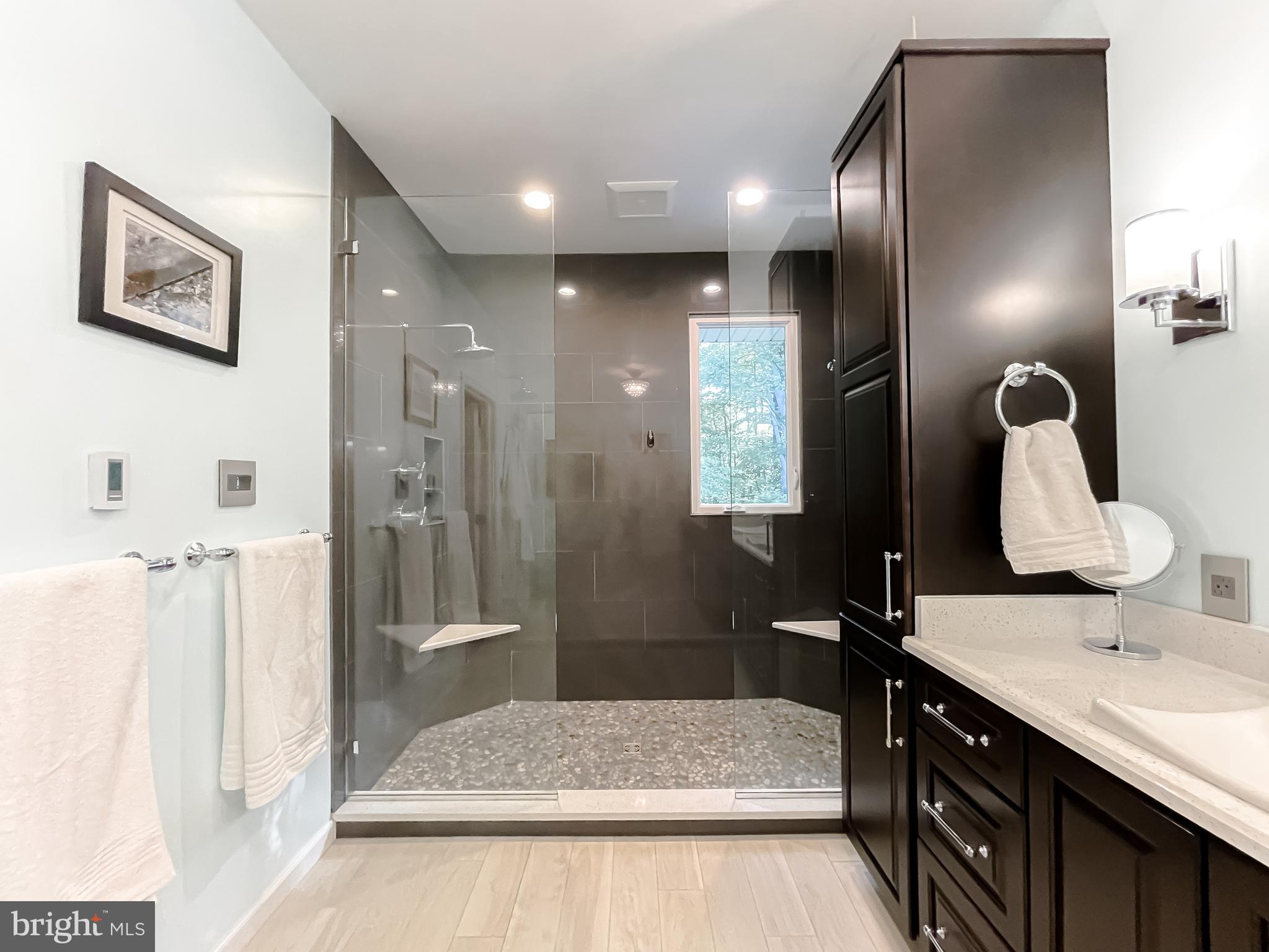 HEARTS DESIRE - Residential