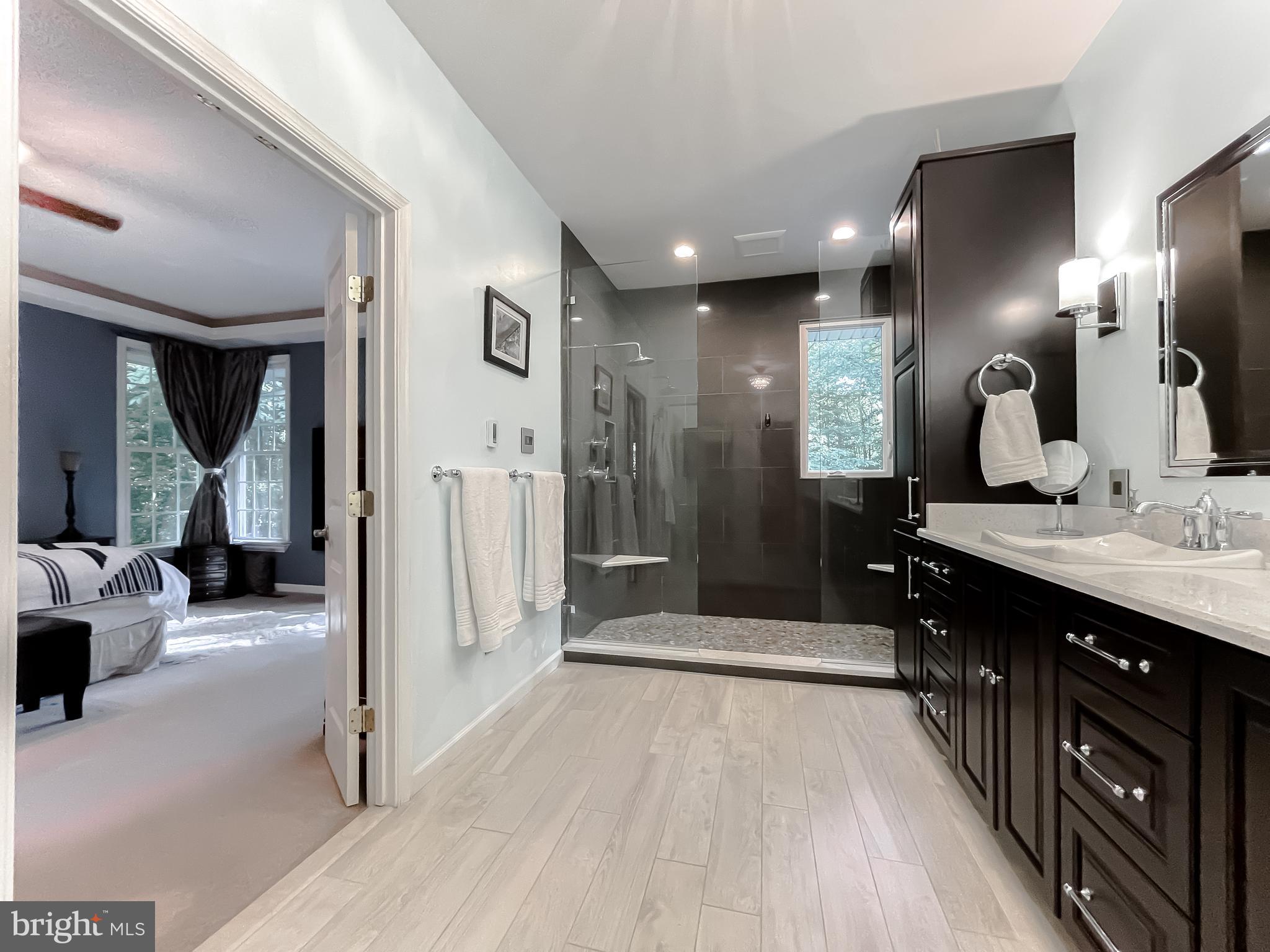 HEARTS DESIRE - Residential