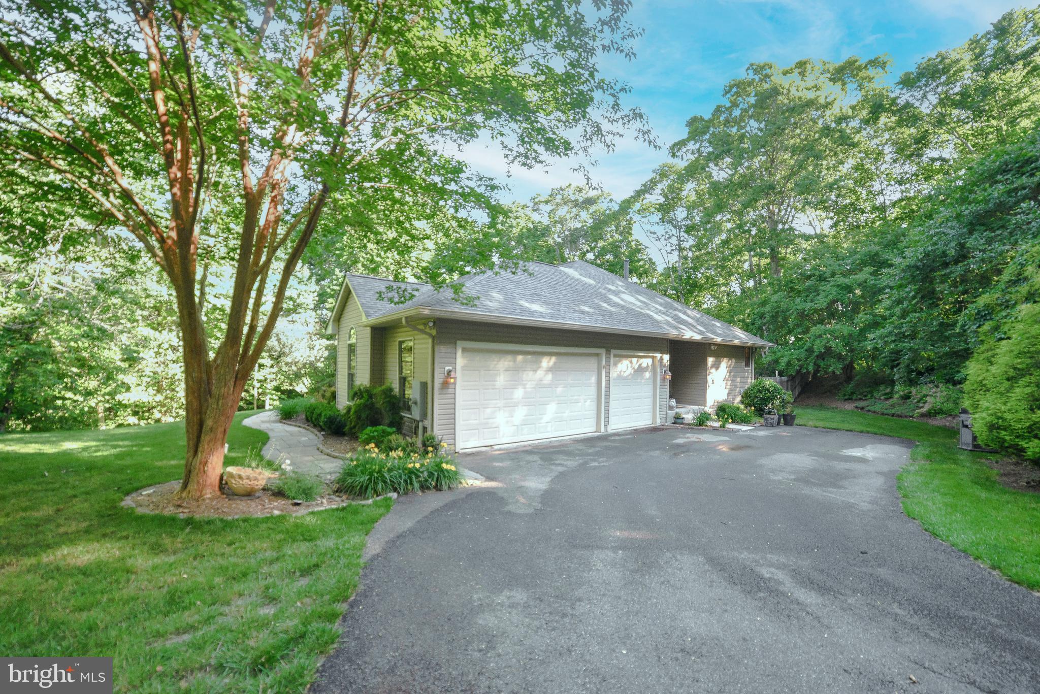 HEARTS DESIRE - Residential