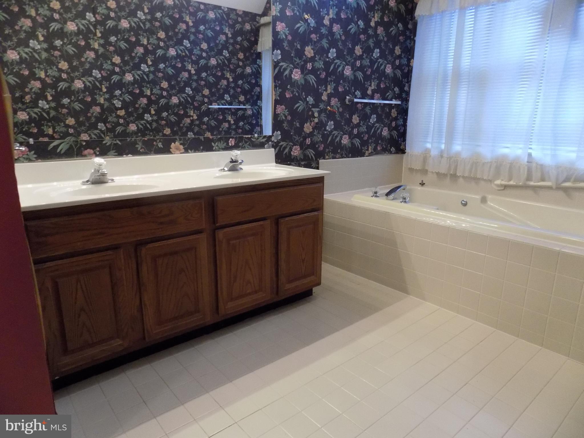 RAMBLEBROOK - Residential