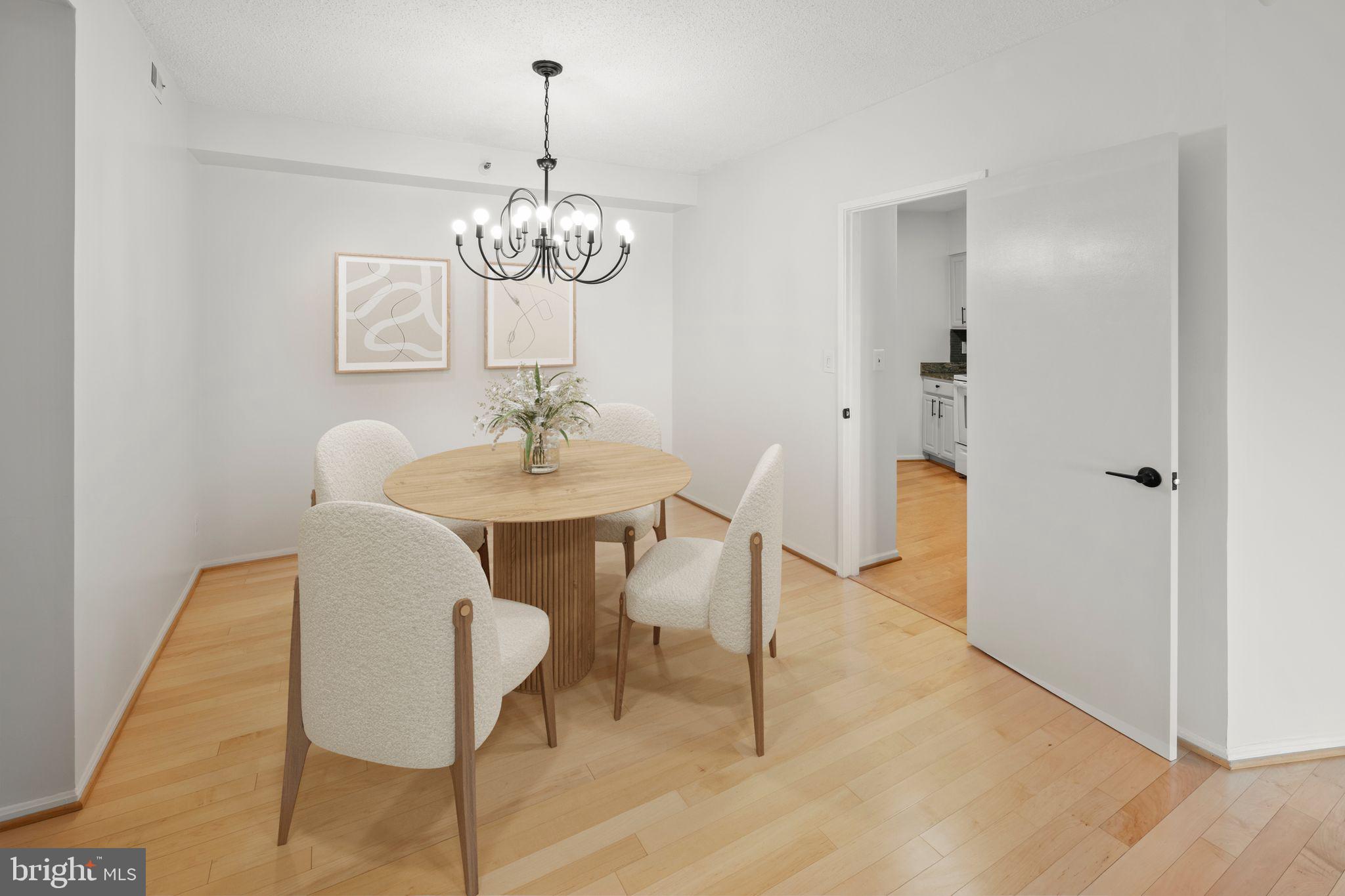 1600 N OAK STREET 109