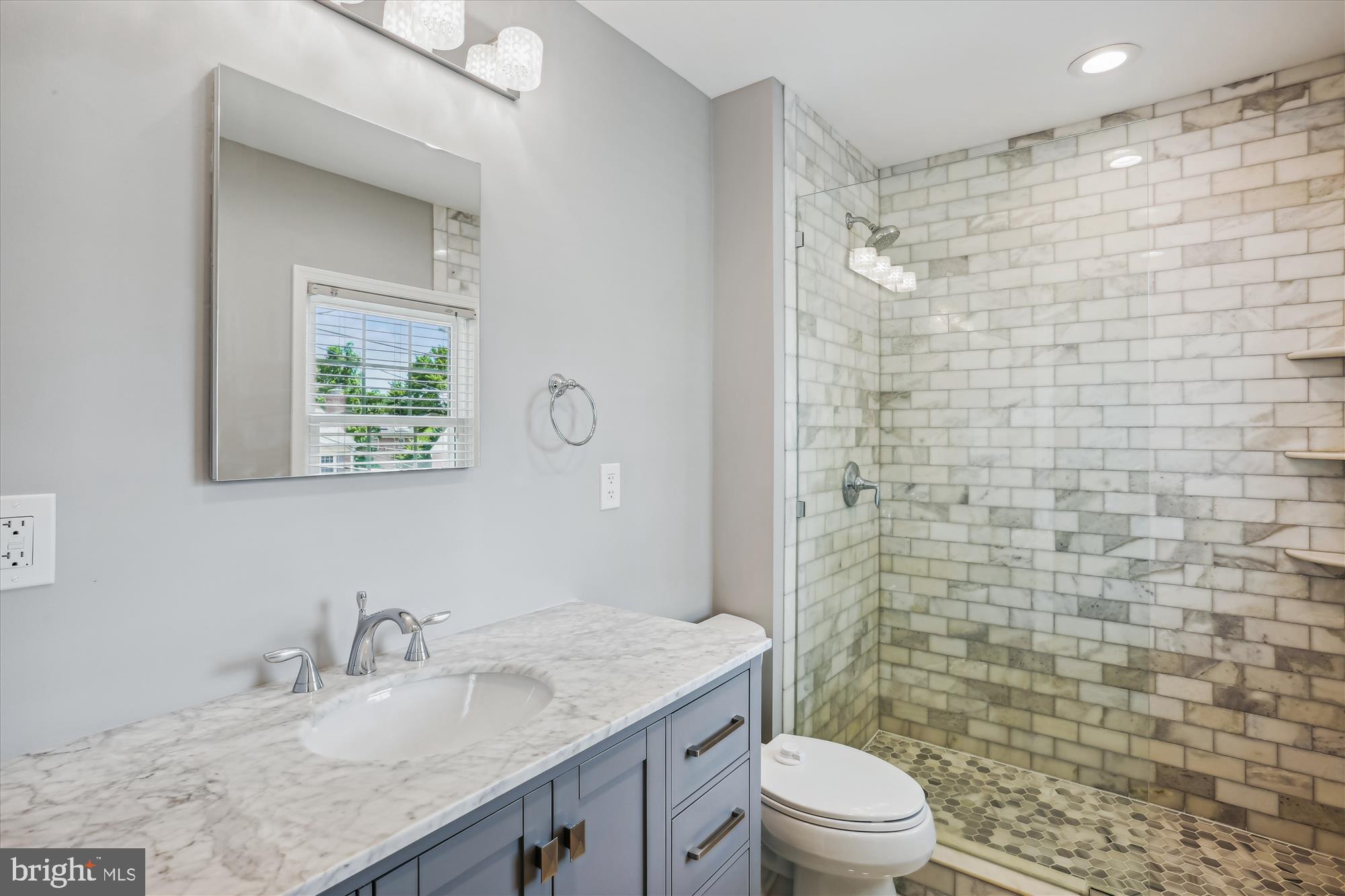 INDIAN SPRING MANOR - Residential