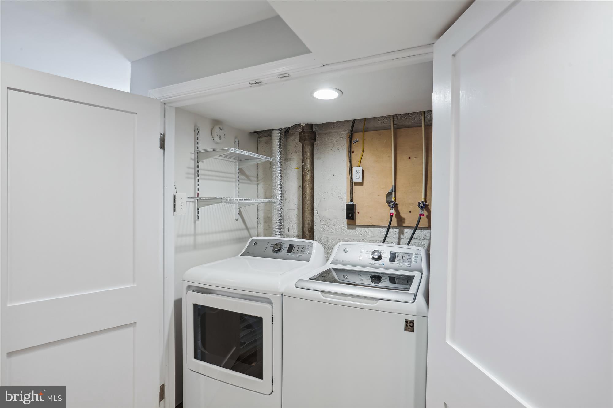 INDIAN SPRING MANOR - Residential