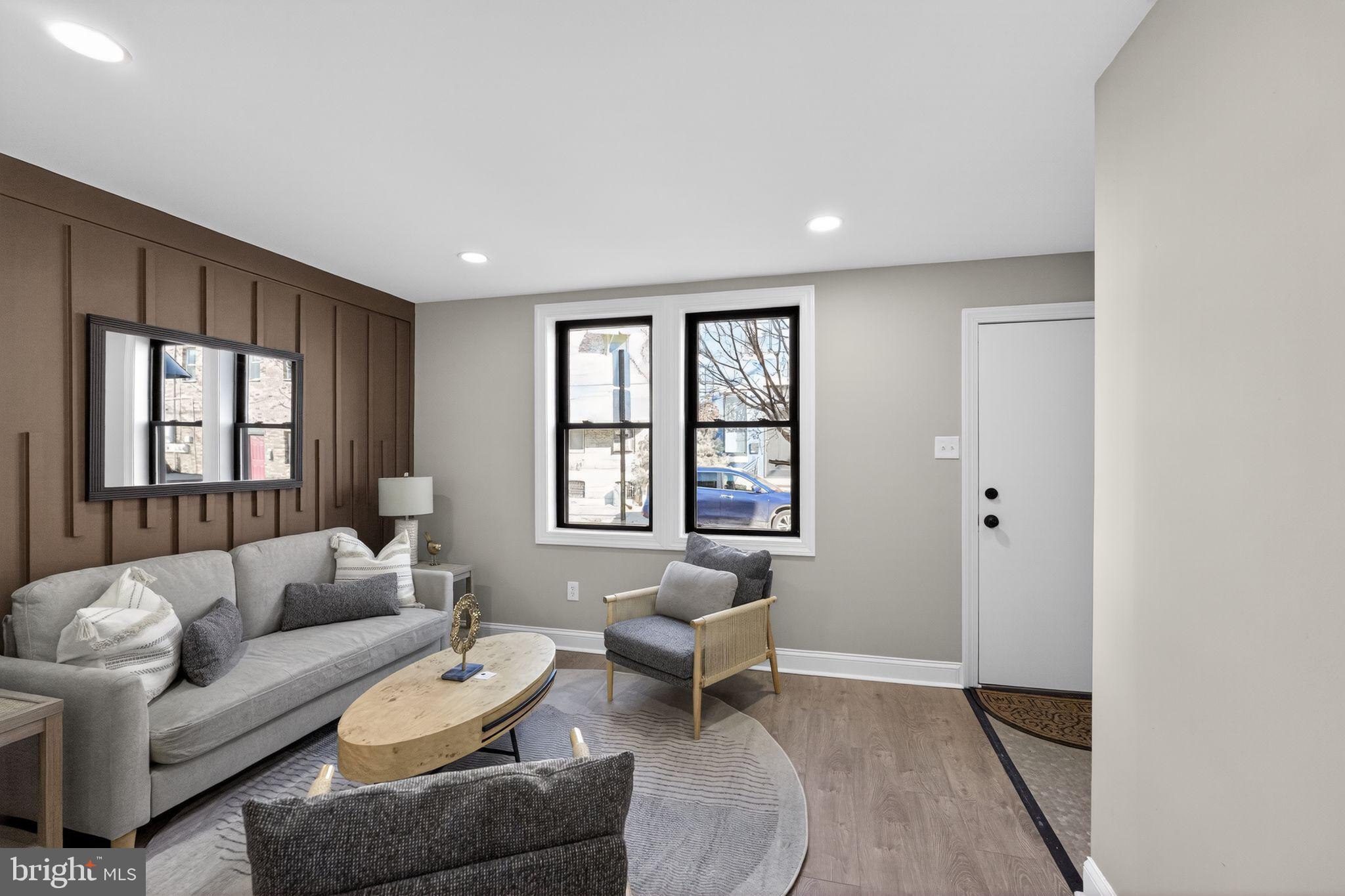 POINT BREEZE - Residential