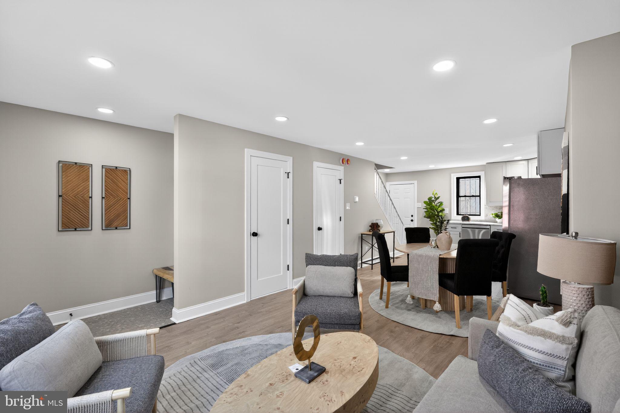 POINT BREEZE - Residential