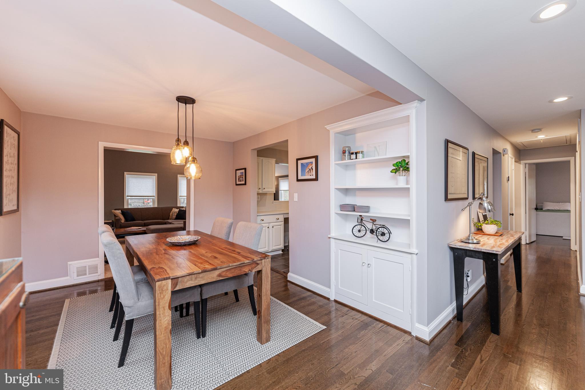 BROYHILL CREST - Residential