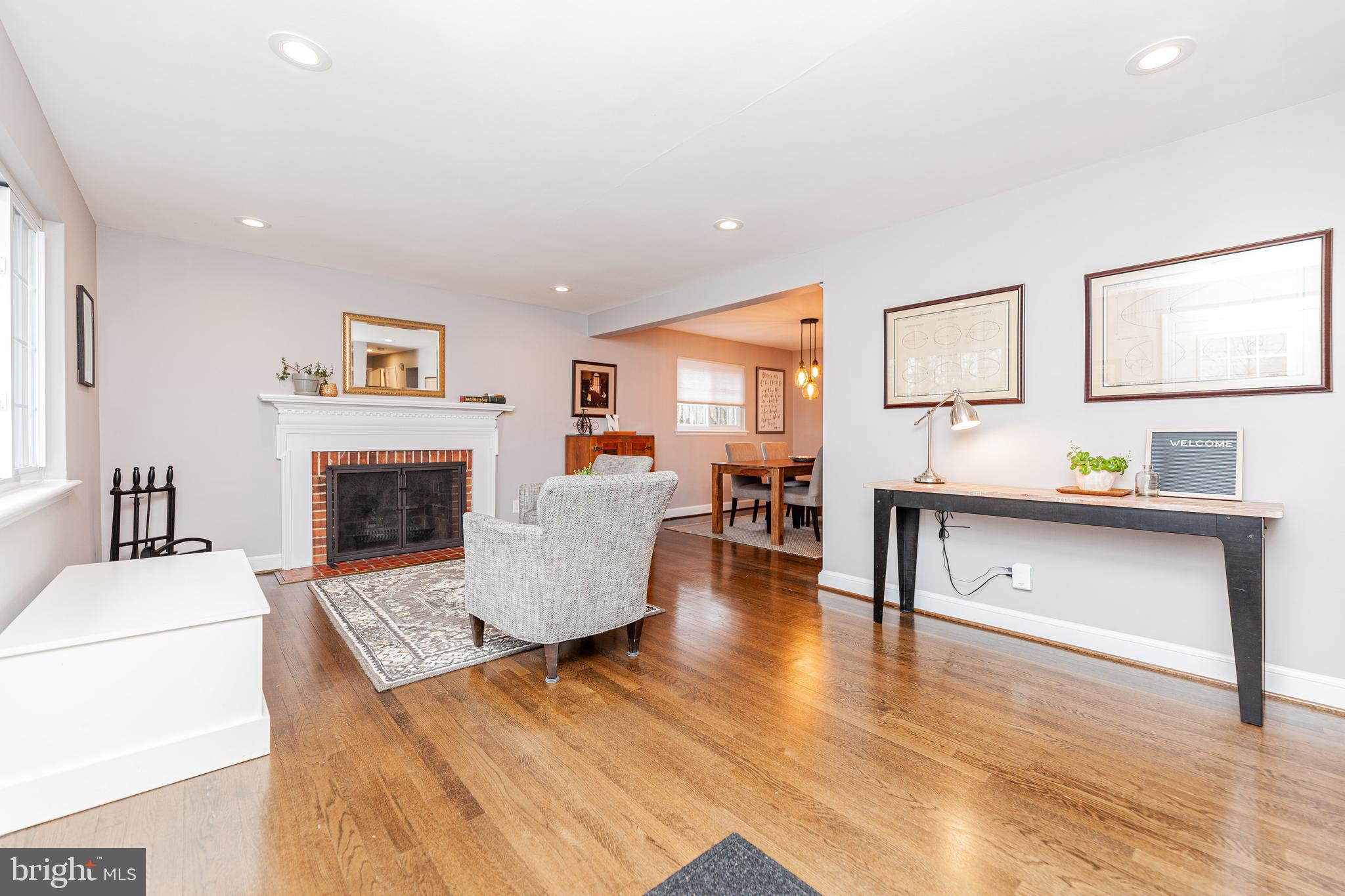 BROYHILL CREST - Residential