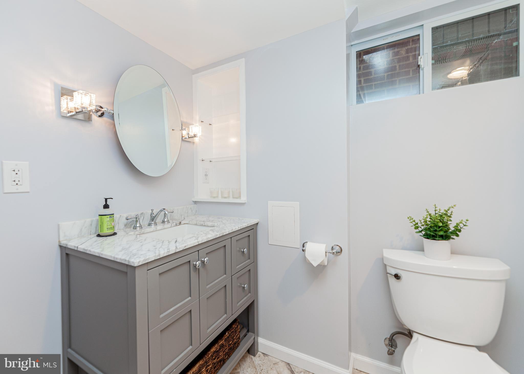 BROYHILL CREST - Residential