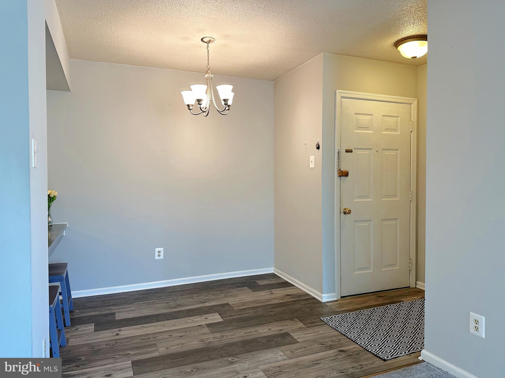 122 BERWICK PLACE 23J