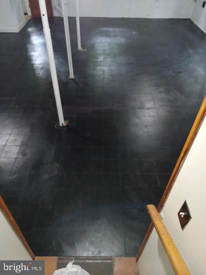 SPOTSWOOD VILLAGE - Residential