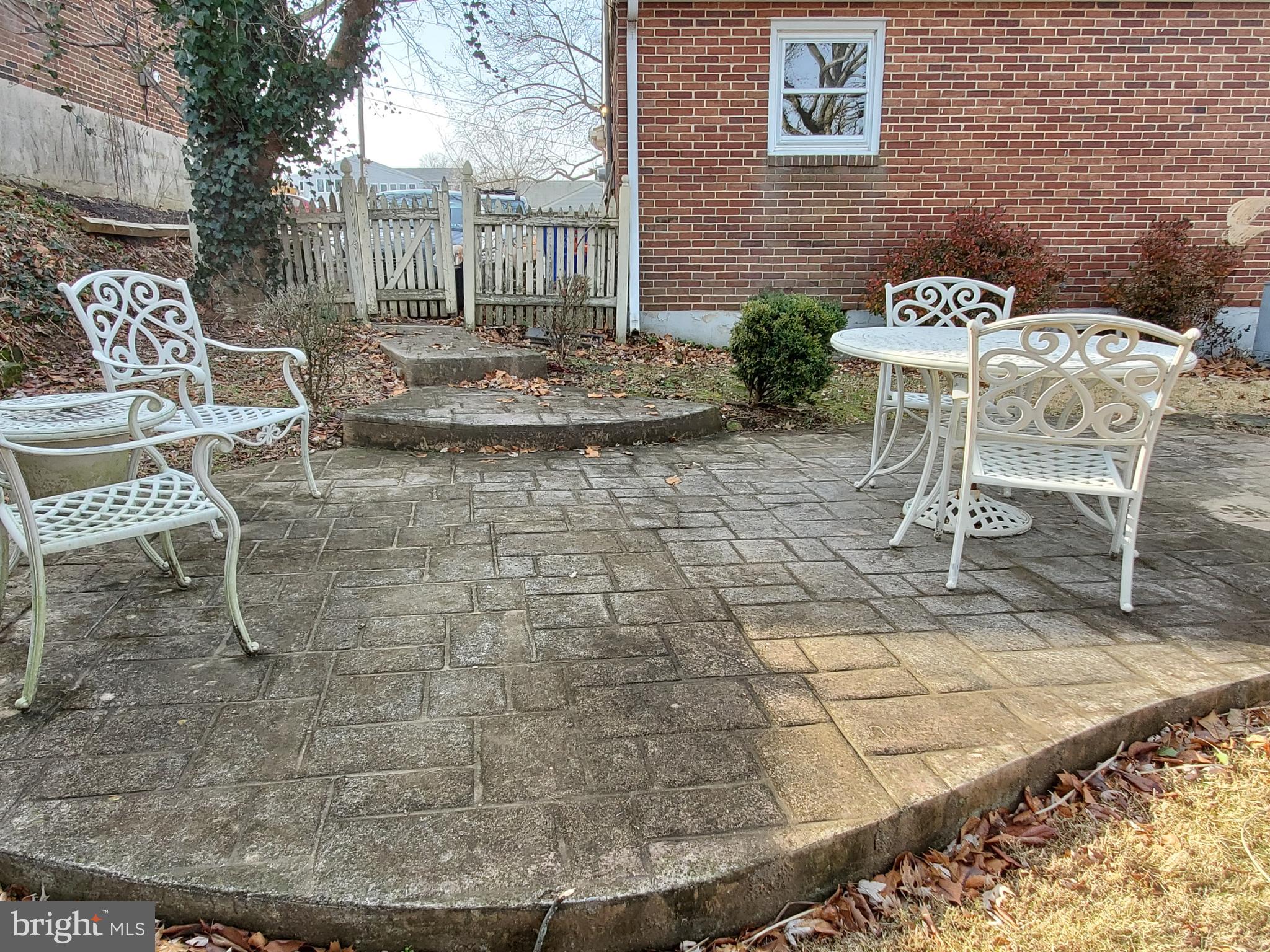 BEVERLY HILLS - Residential